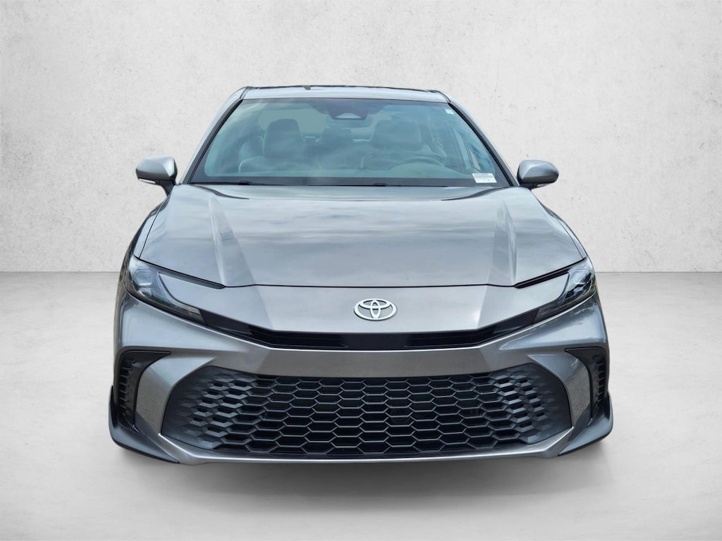 Used 2025 Toyota Camry SE Sedan