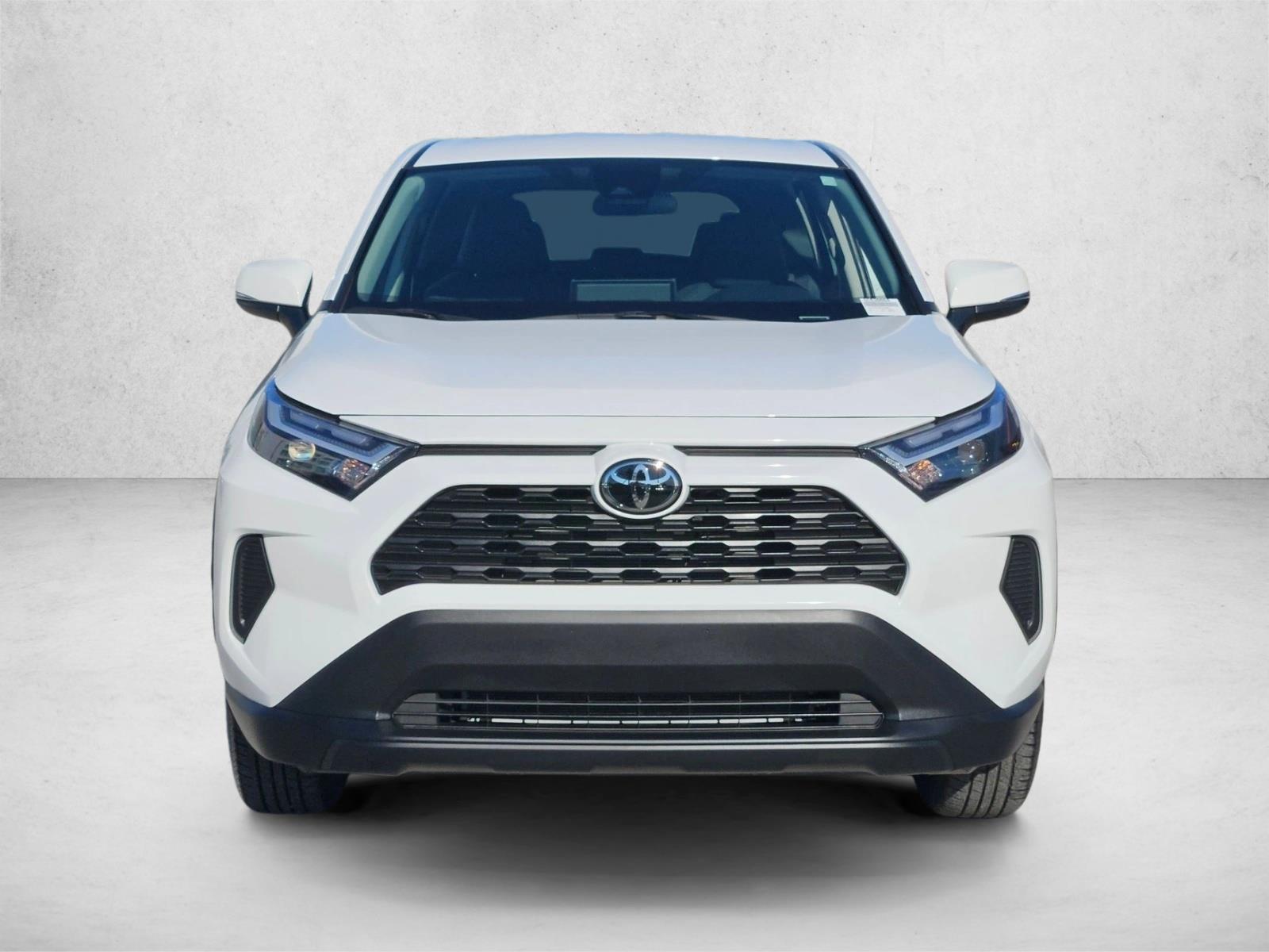2025 Toyota RAV4 LE photo 2