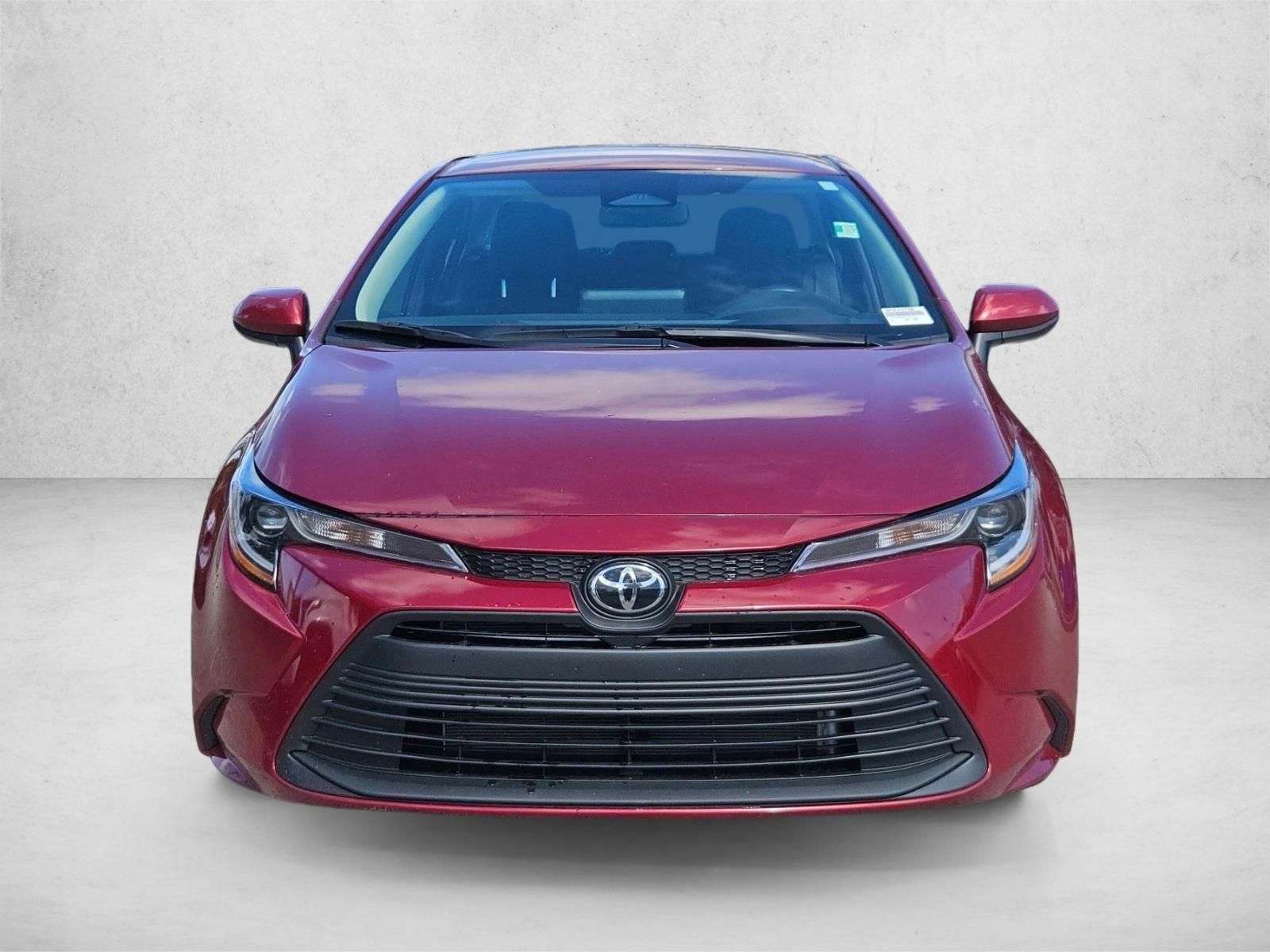 2025 Toyota Corolla LE photo 2