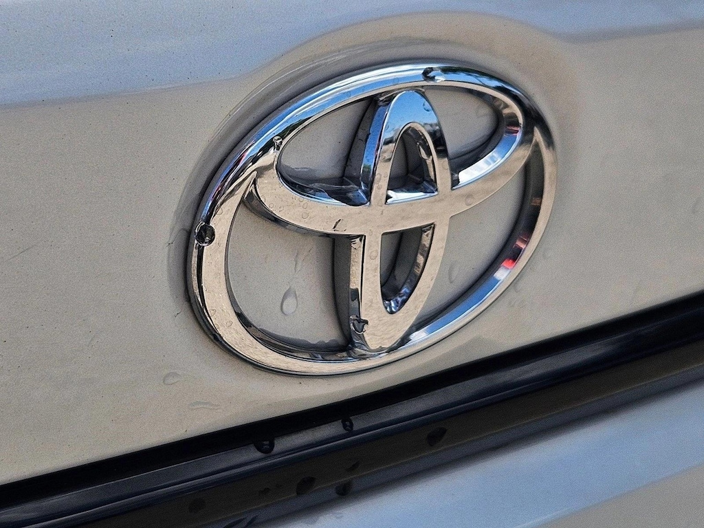 Used 2022 Toyota Corolla LE Sedan