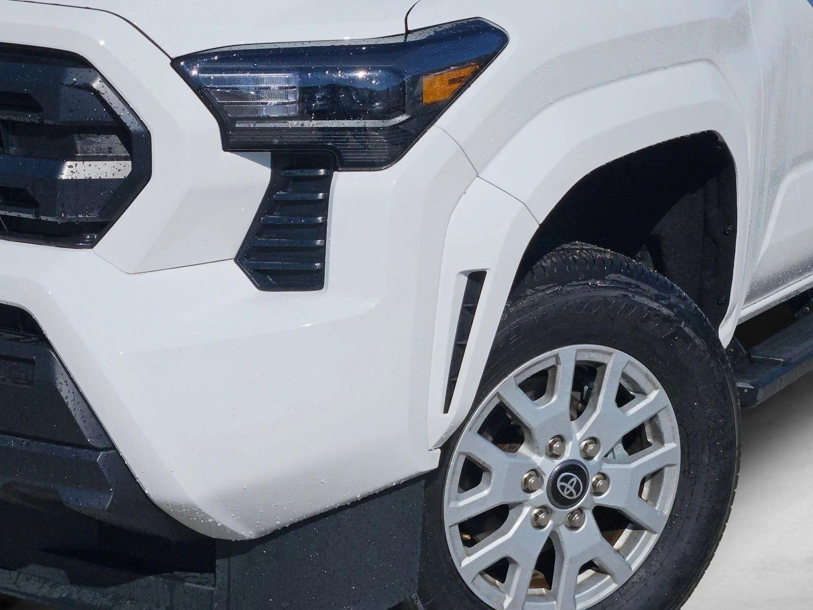 2024 Toyota Tacoma SR Double Cab photo 4