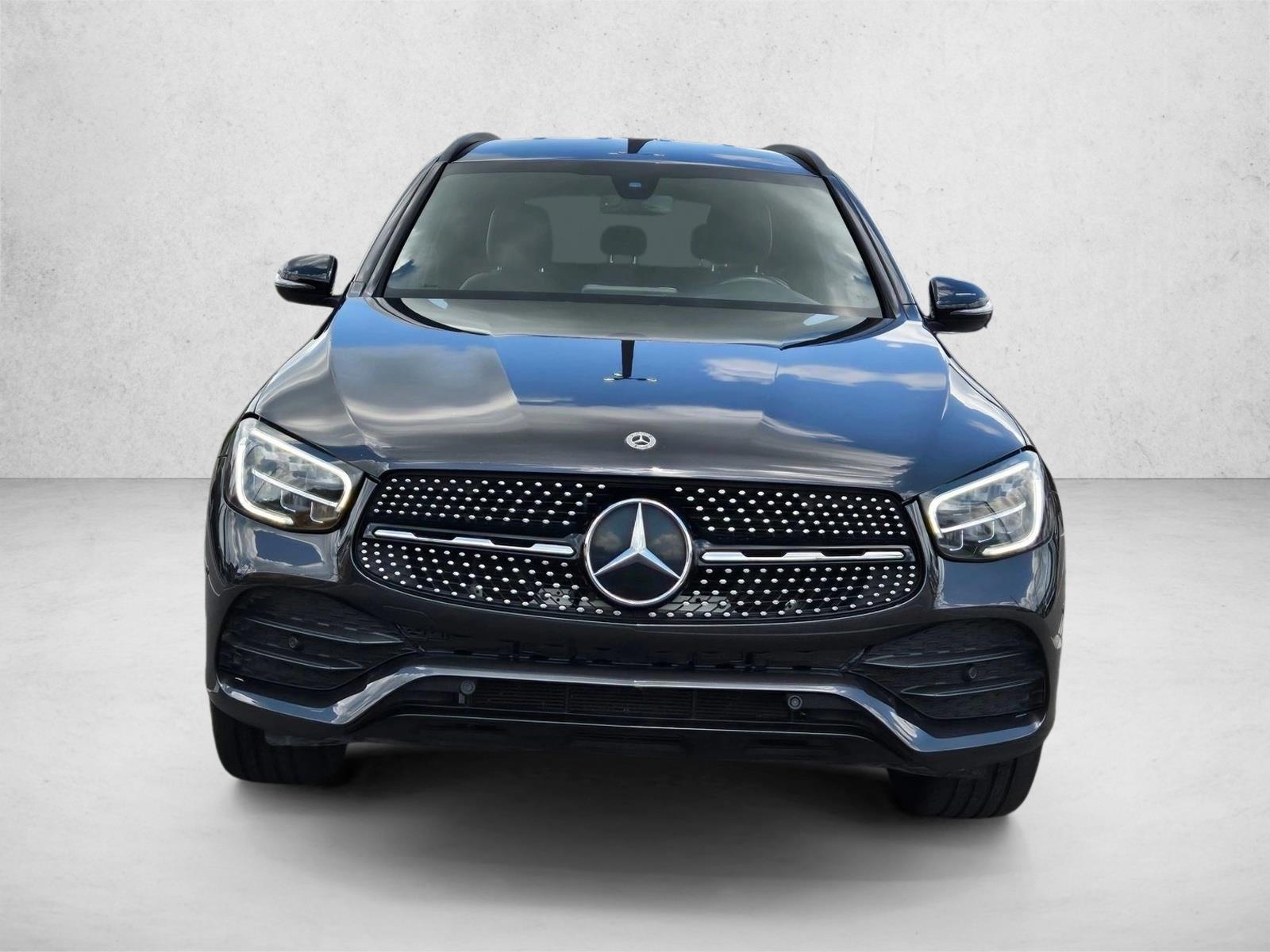 2021 Mercedes Benz GLC 300 photo 2