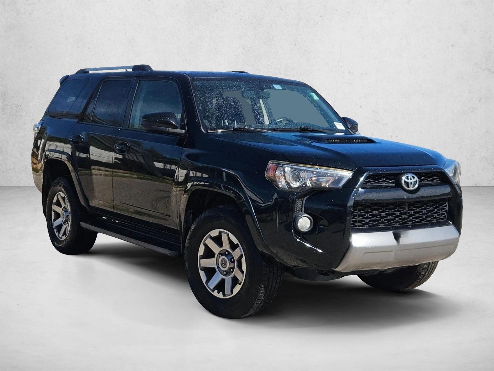 2016 Toyota 4Runner 4WD V6 Trail photo 3