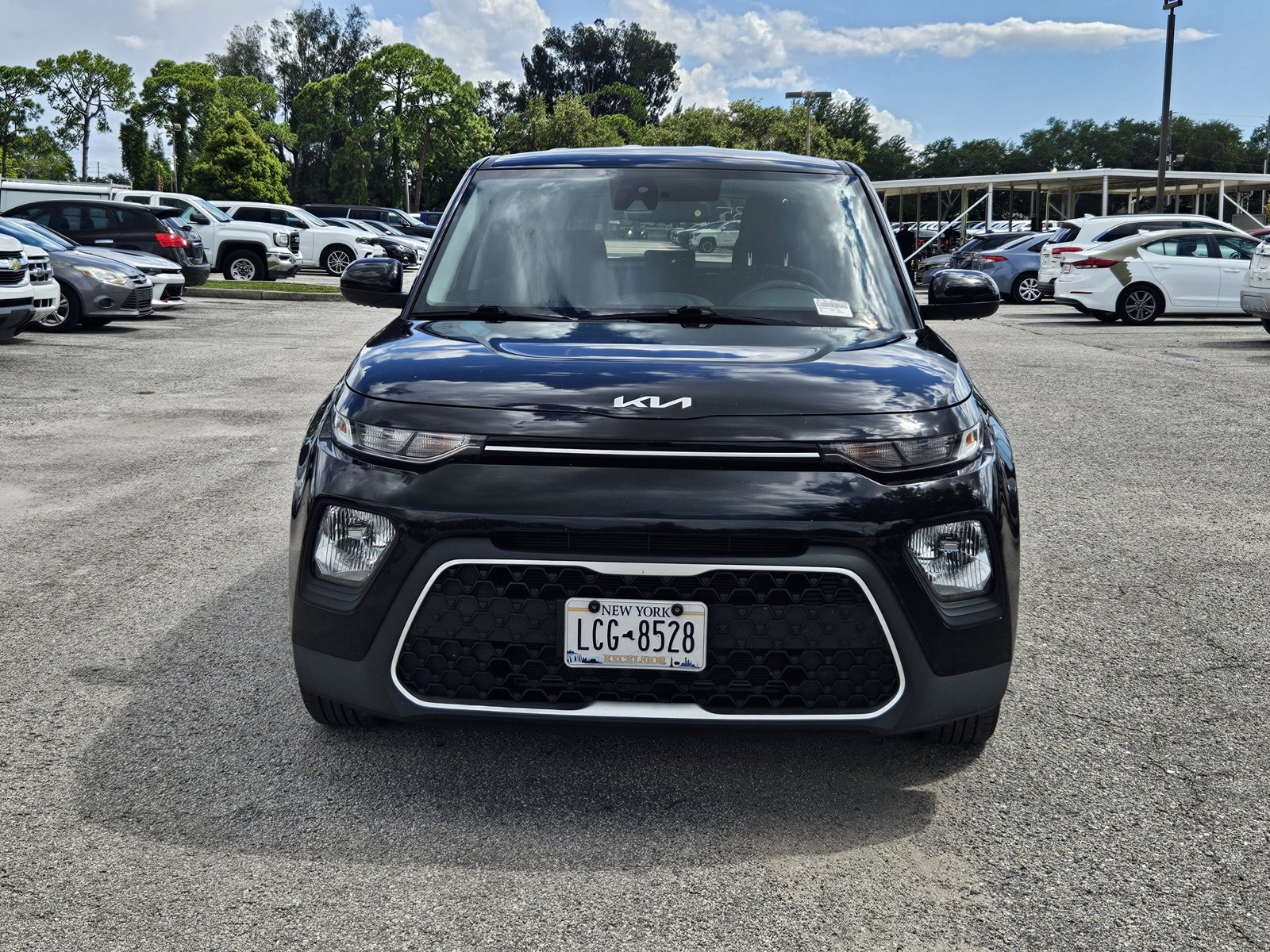 Used 2022 Kia Soul LX with VIN KNDJ23AUXN7182435 for sale in Pinellas Park, FL