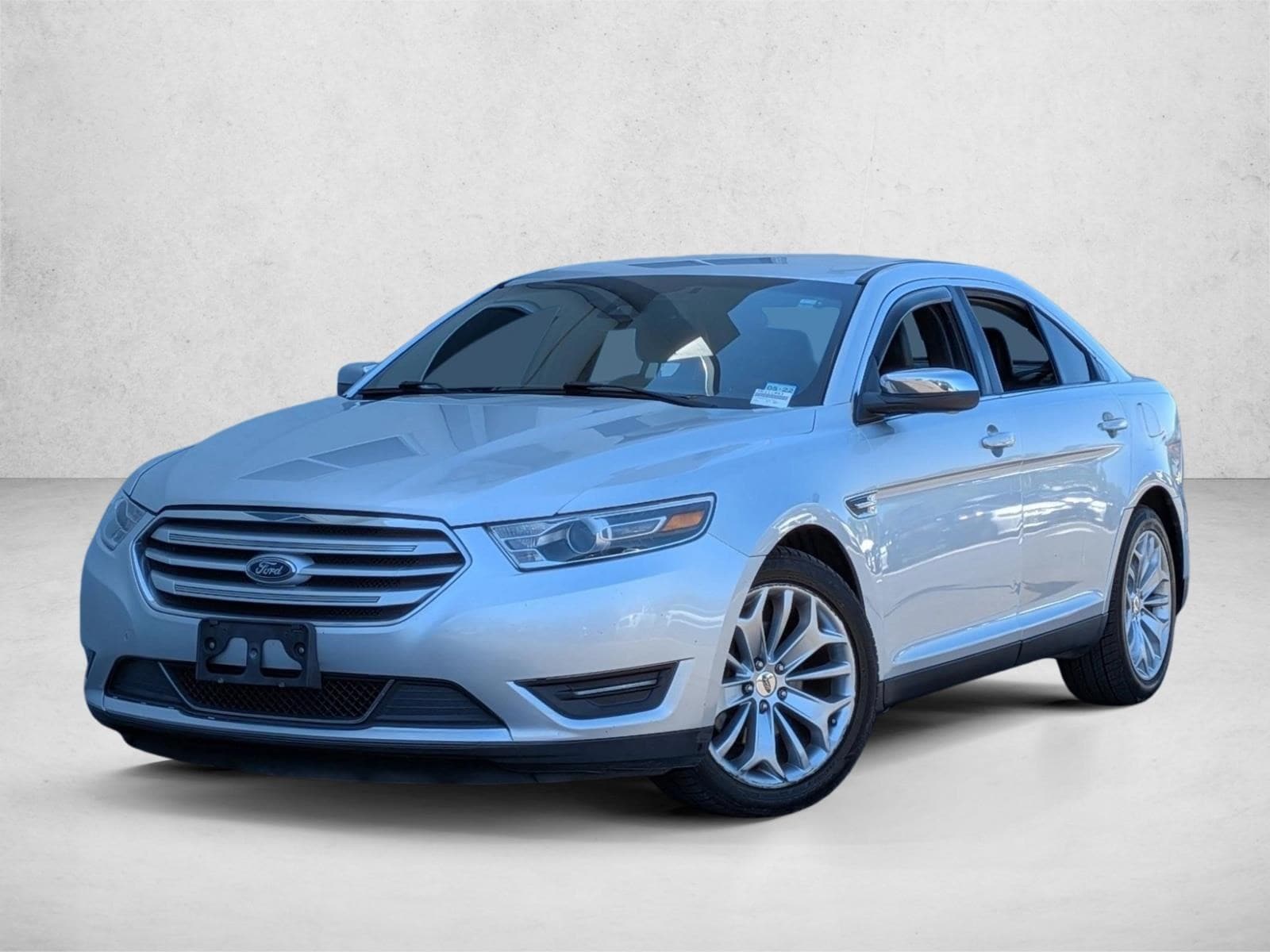 2017 Ford Taurus Limited FWD's photo