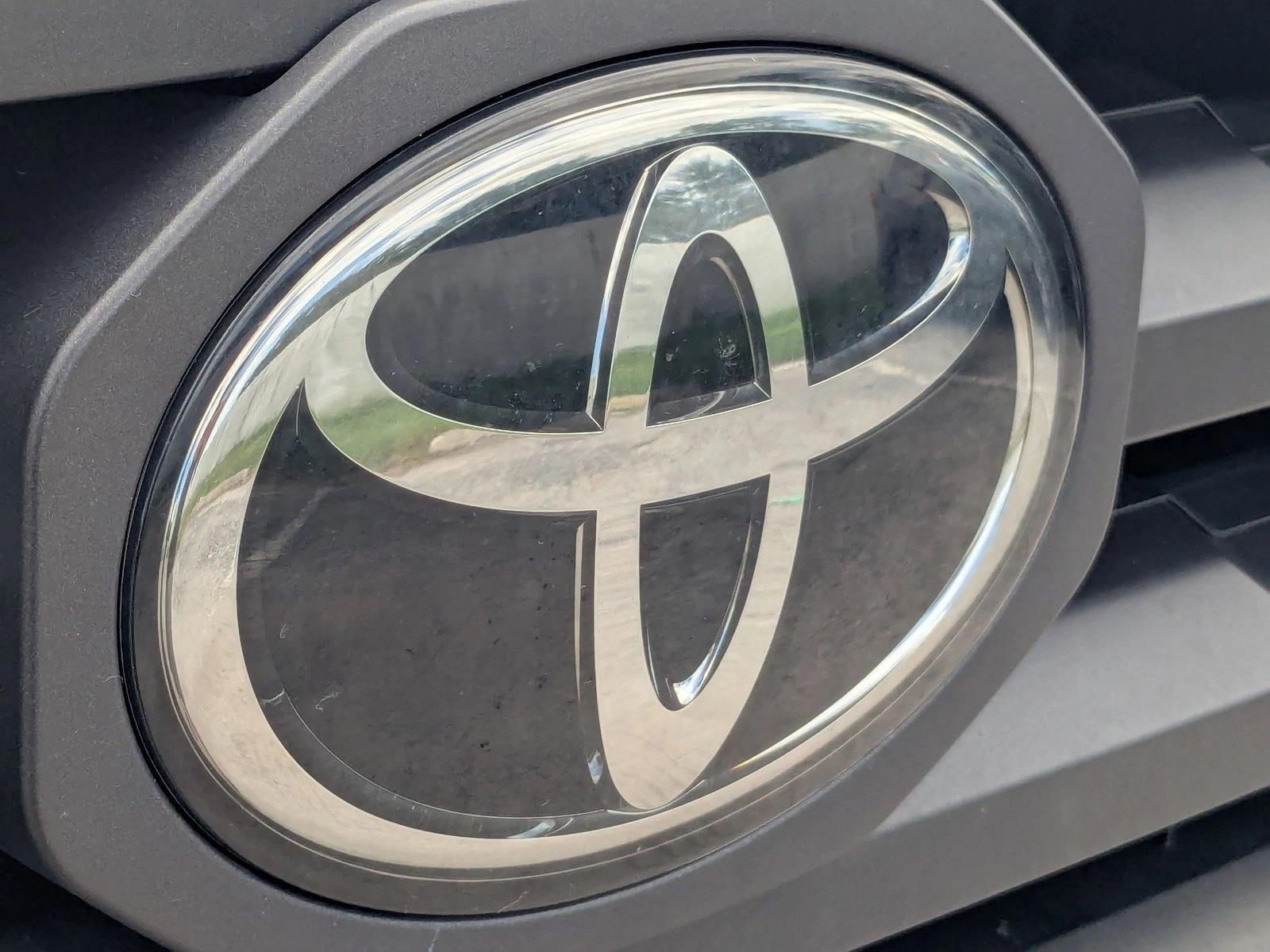 2021 Toyota Tacoma 4x4 SR5 Double Cab V6 photo 4