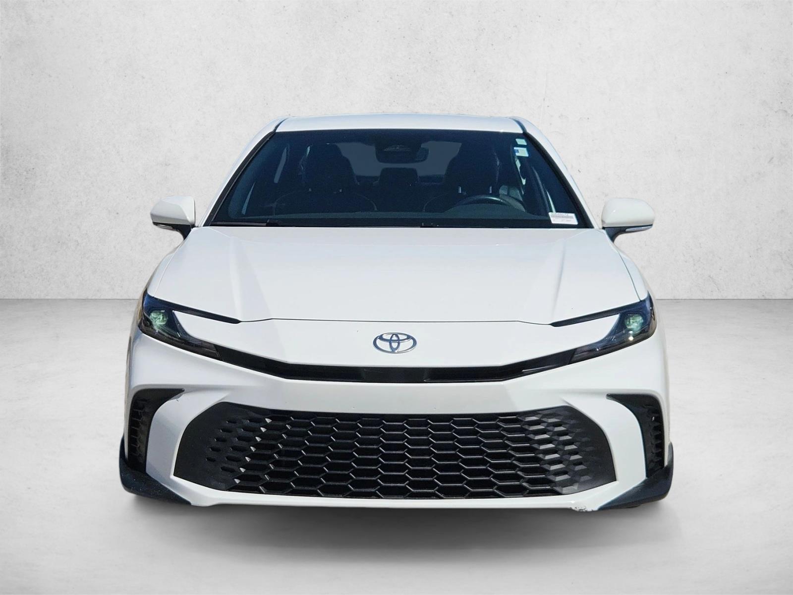 2025 Toyota Camry SE photo 2