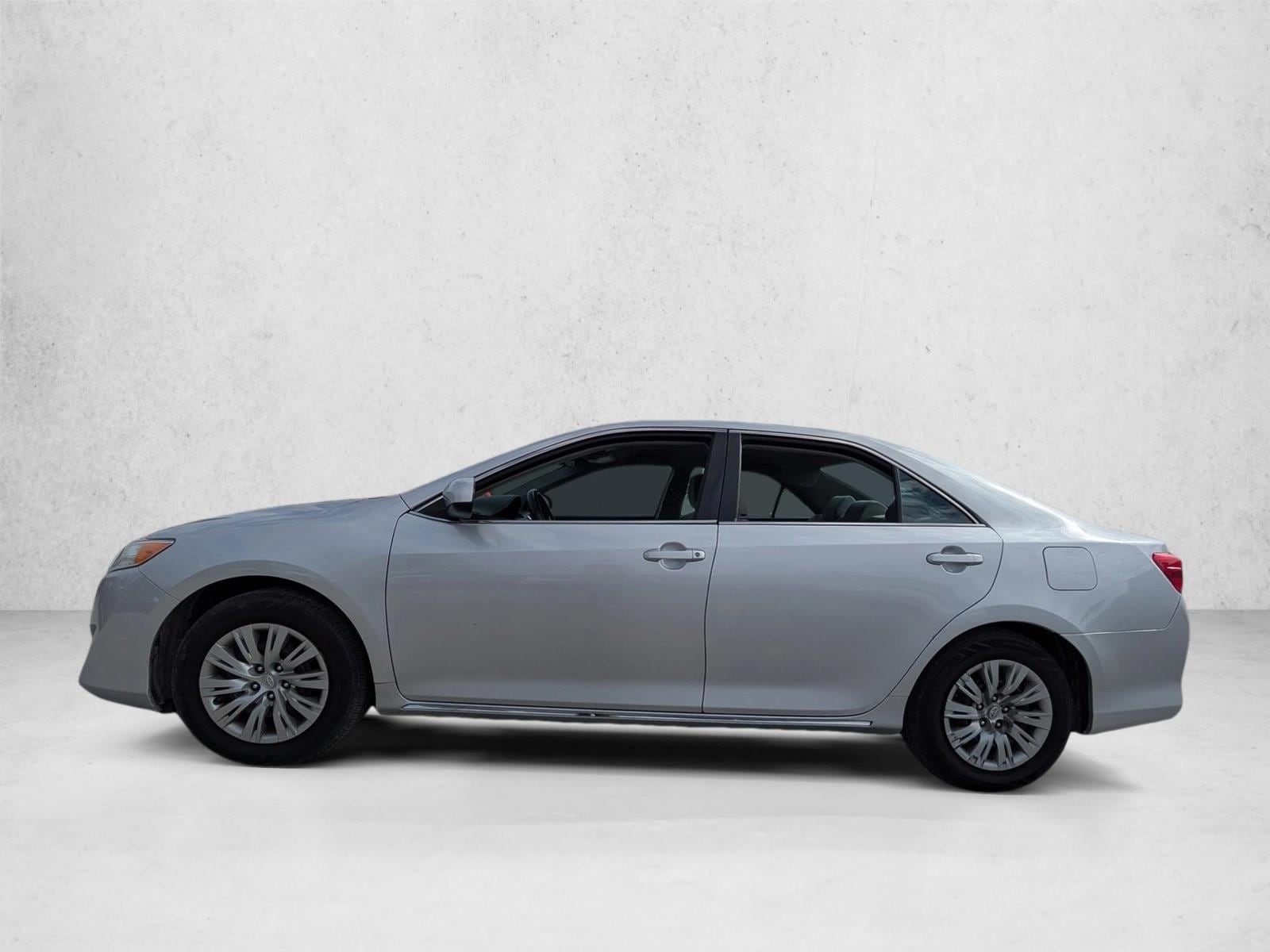 Used 2014 Toyota Camry LE with VIN 4T1BF1FK4EU338065 for sale in Pinellas Park, FL