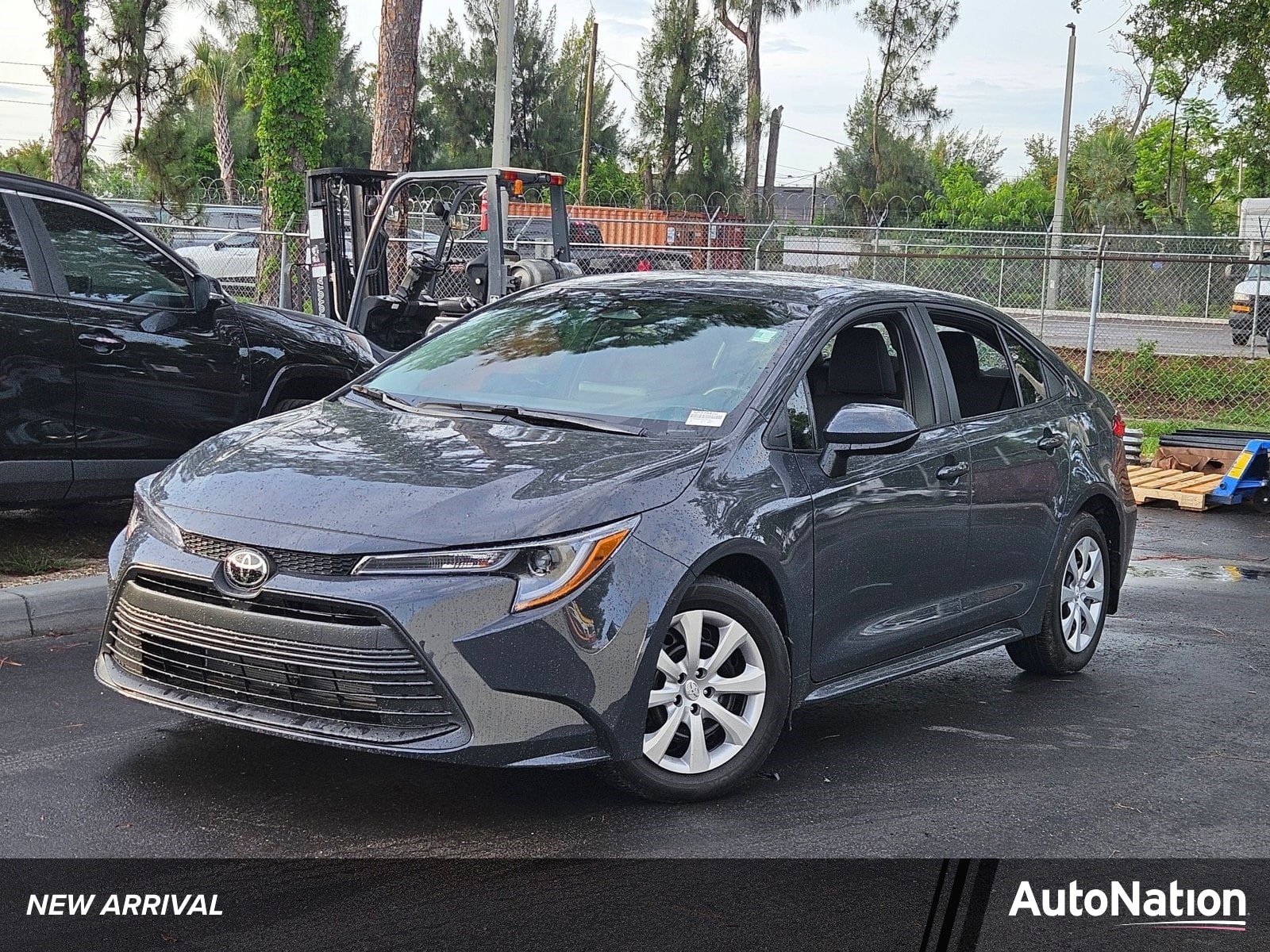 2025 Toyota Corolla LE CVT's photo