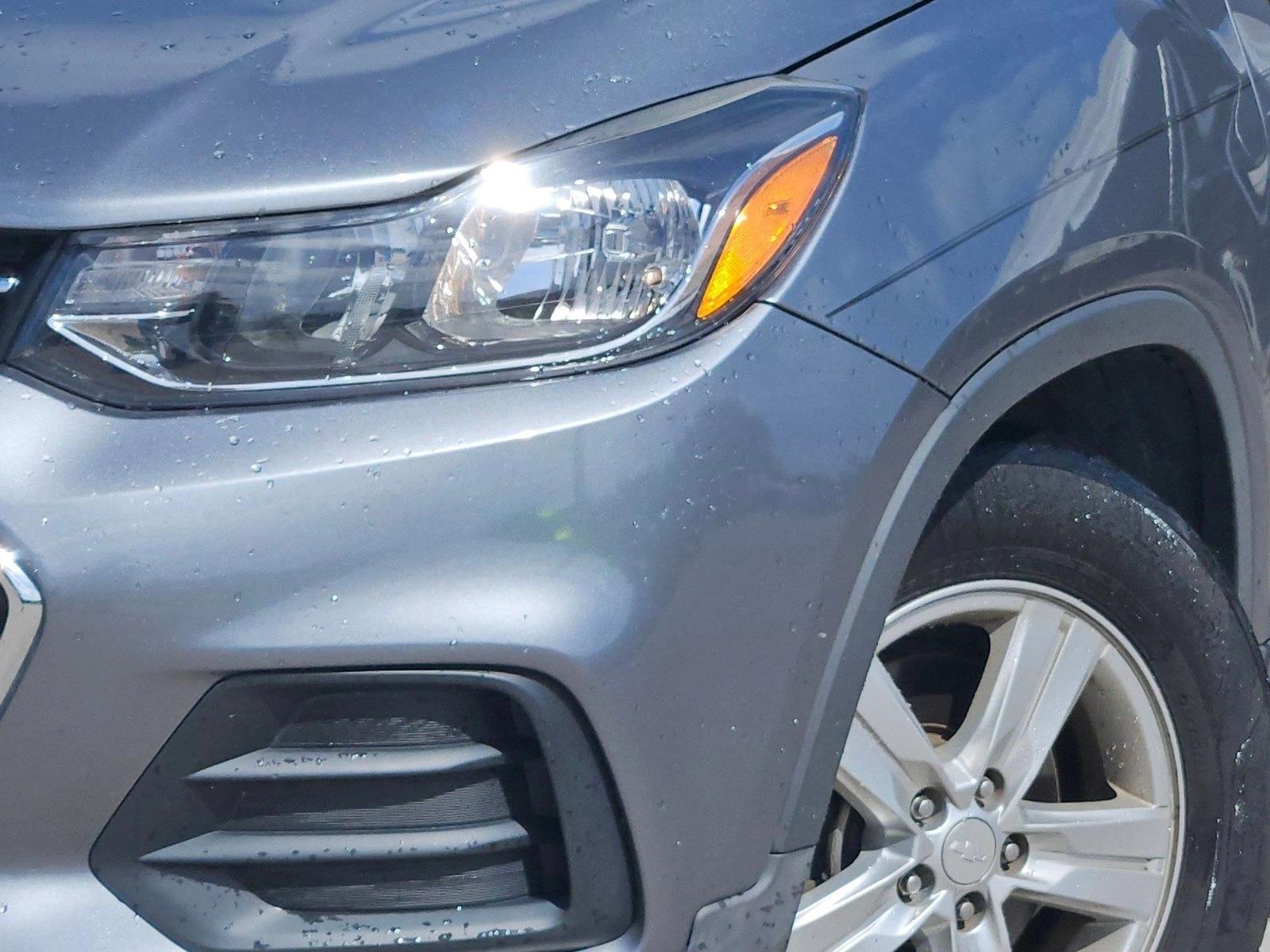 2020 Chevrolet Trax LS photo 4
