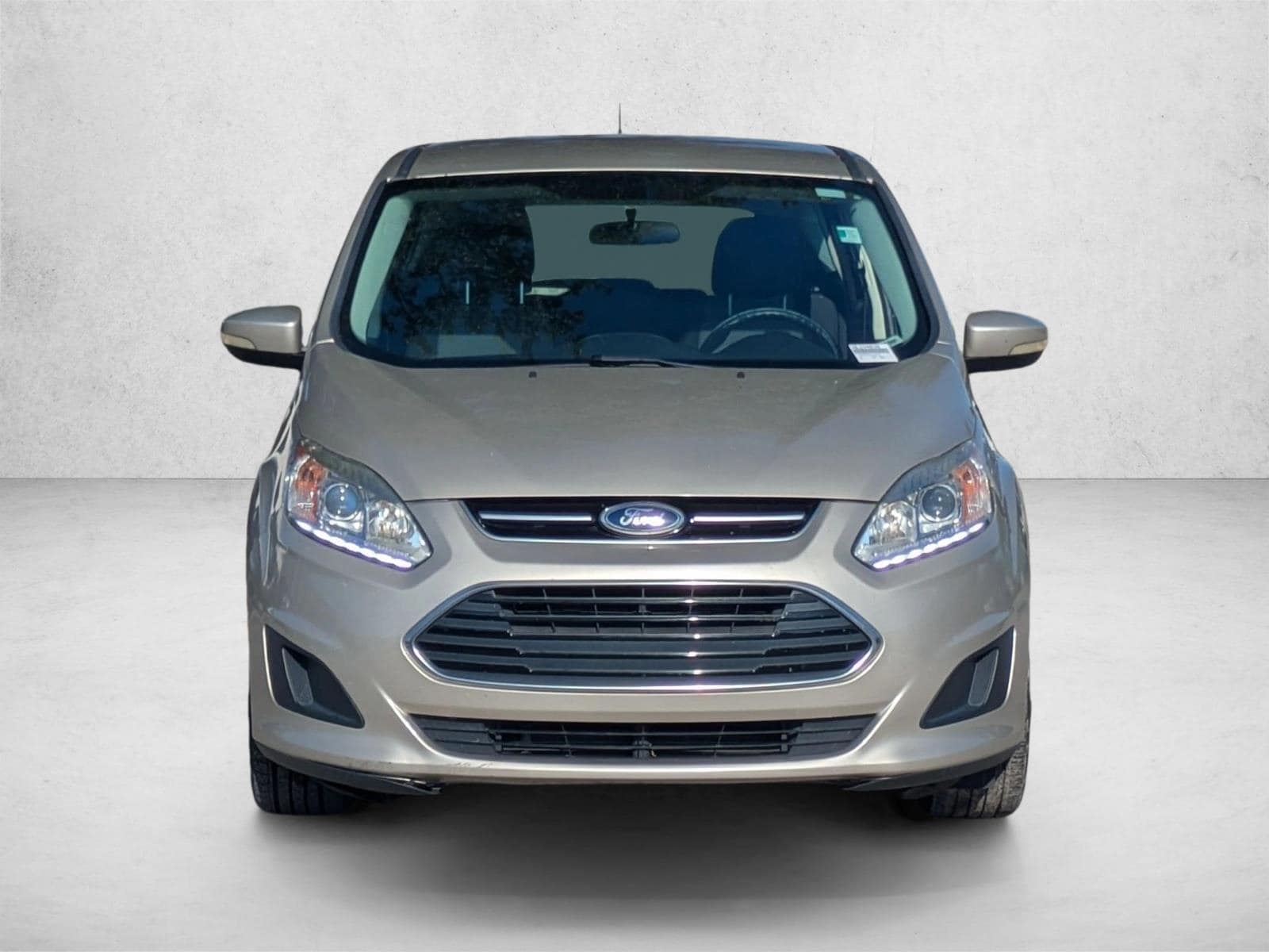 Used 2017 Ford C-Max SE with VIN 1FADP5EU5HL104635 for sale in Pinellas Park, FL