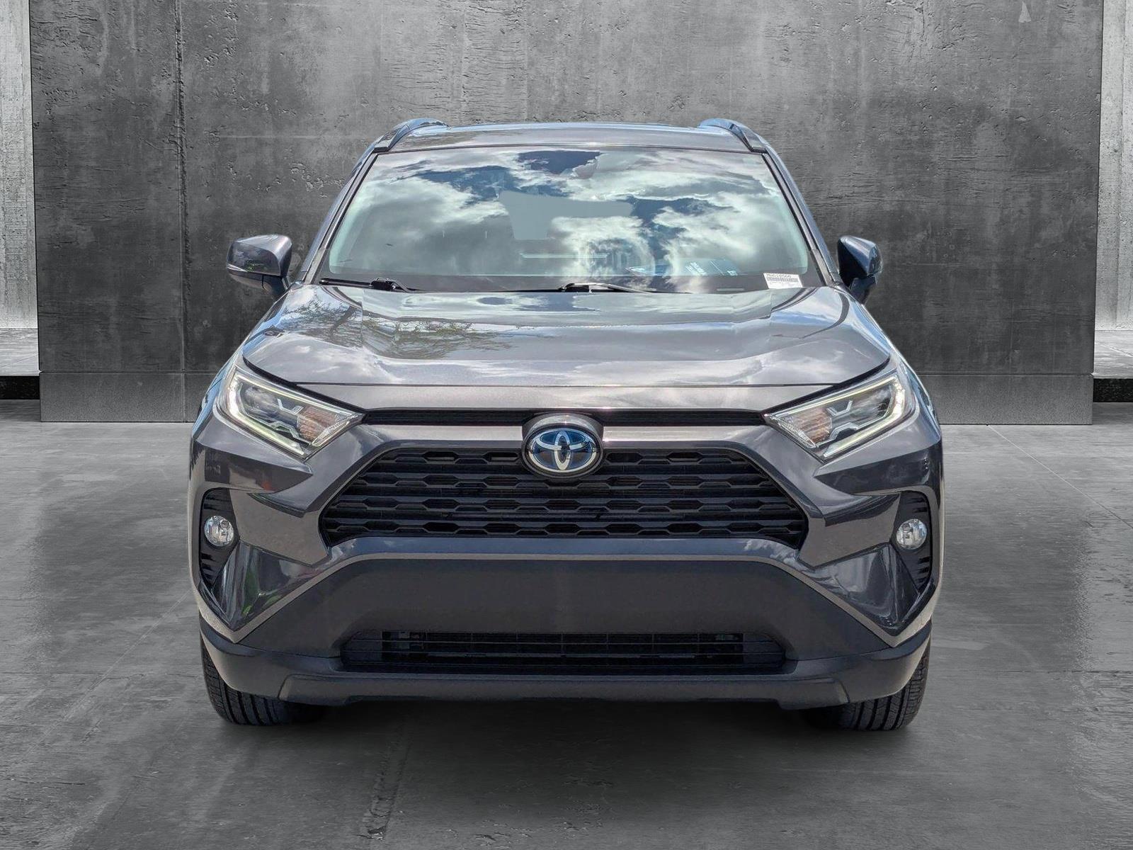 Certified 2021 Toyota RAV4 XLE with VIN 2T3R6RFV8MW018566 for sale in Pinellas Park, FL