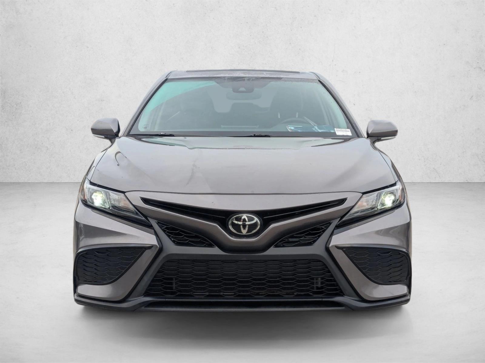 2023 Toyota Camry SE photo 2