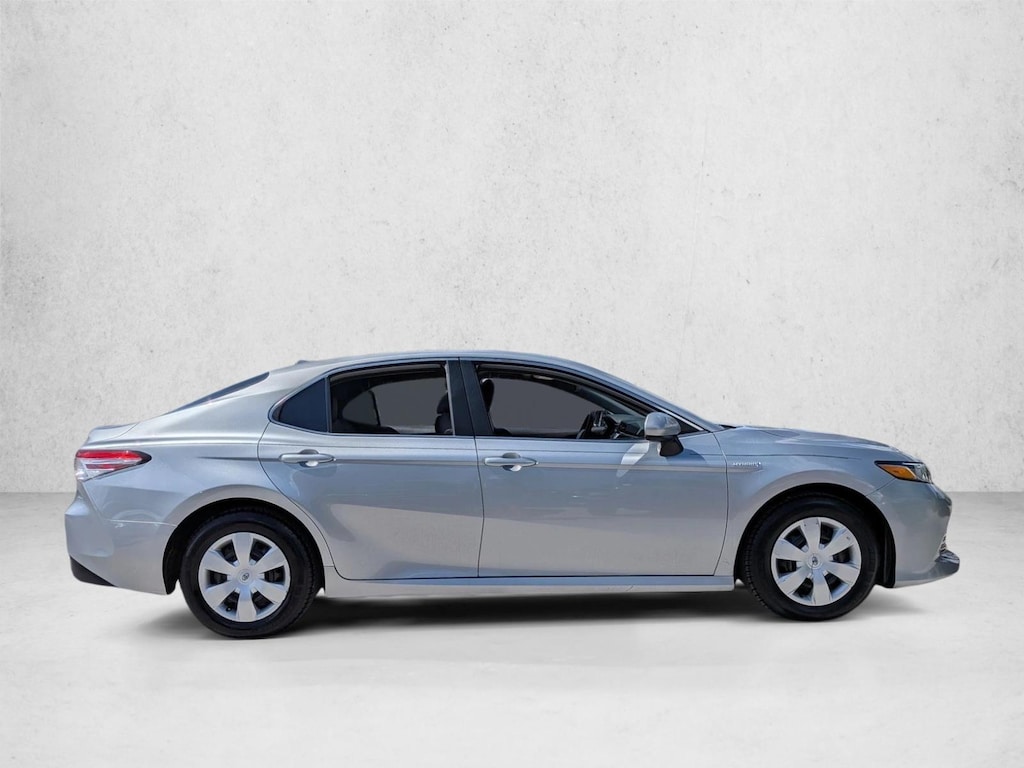 Used 2020 Toyota Camry Hybrid LE Sedan