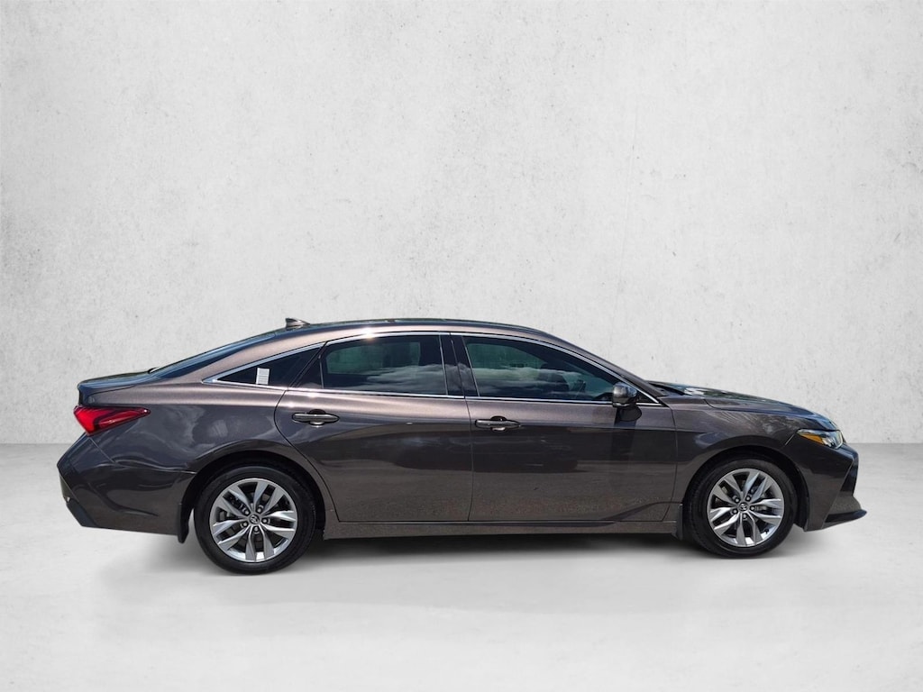 Used 2020 Toyota Avalon XLE Sedan