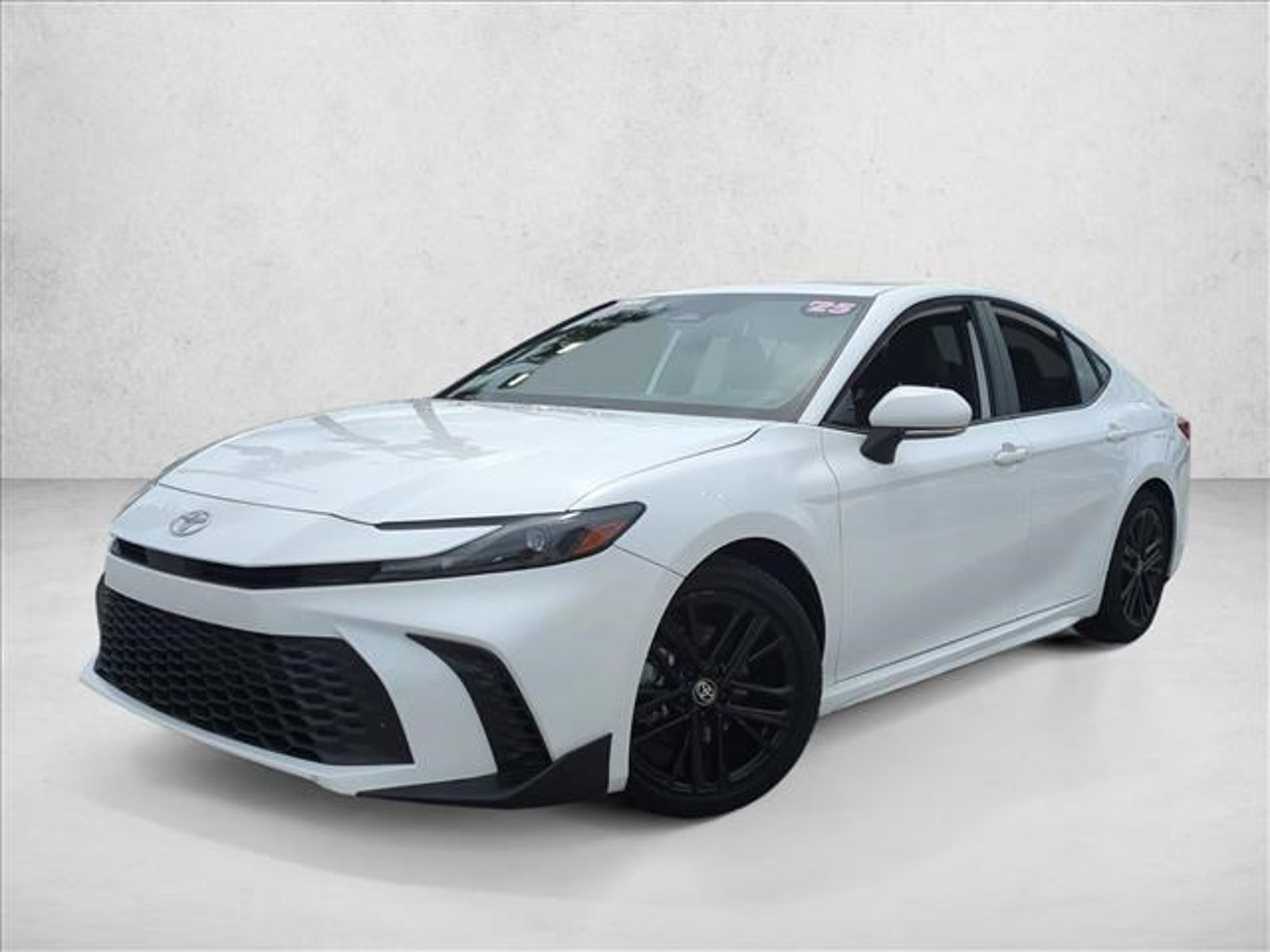Used 2025 Toyota Camry SE Sedan