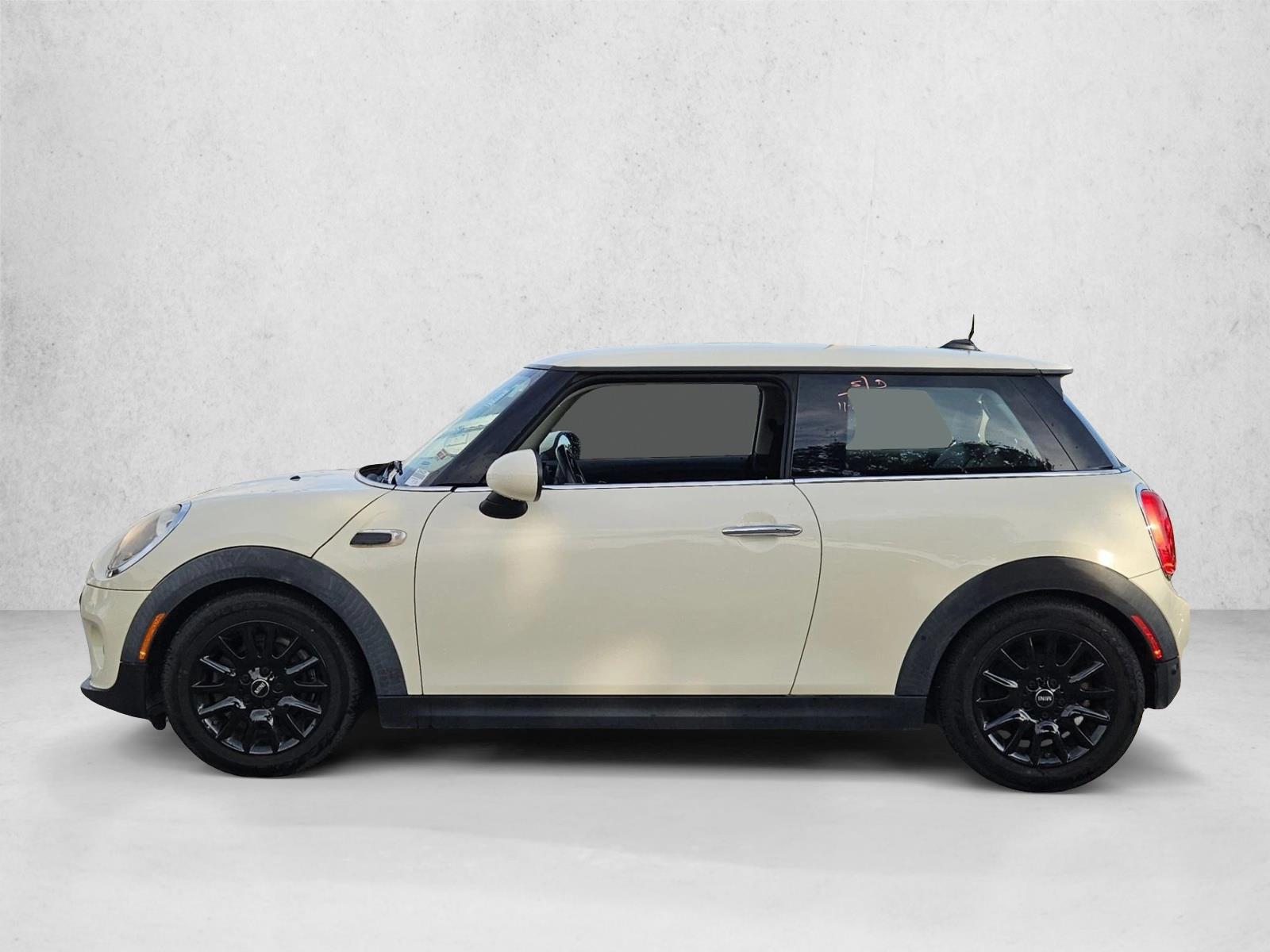 2018 Mini Cooper 2 Door Hardtop photo 2
