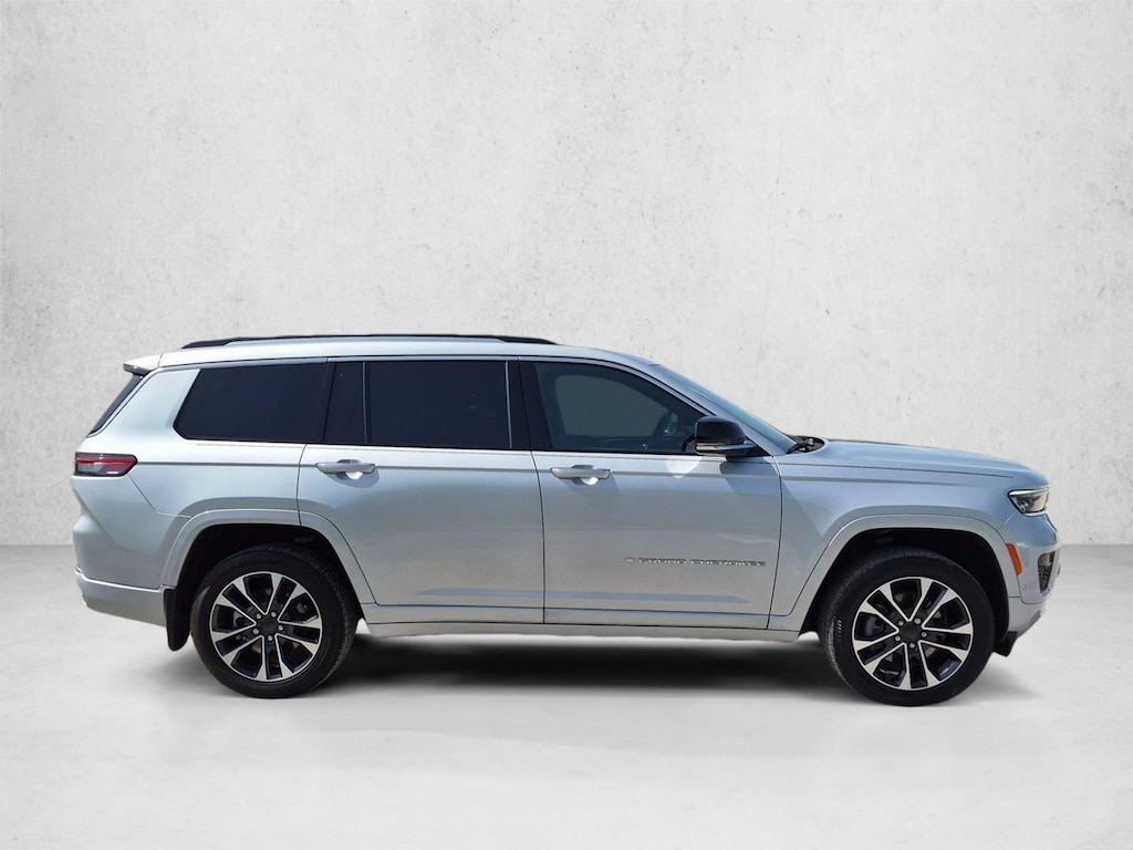 Used 2023 Jeep Grand Cherokee L Overland SUV