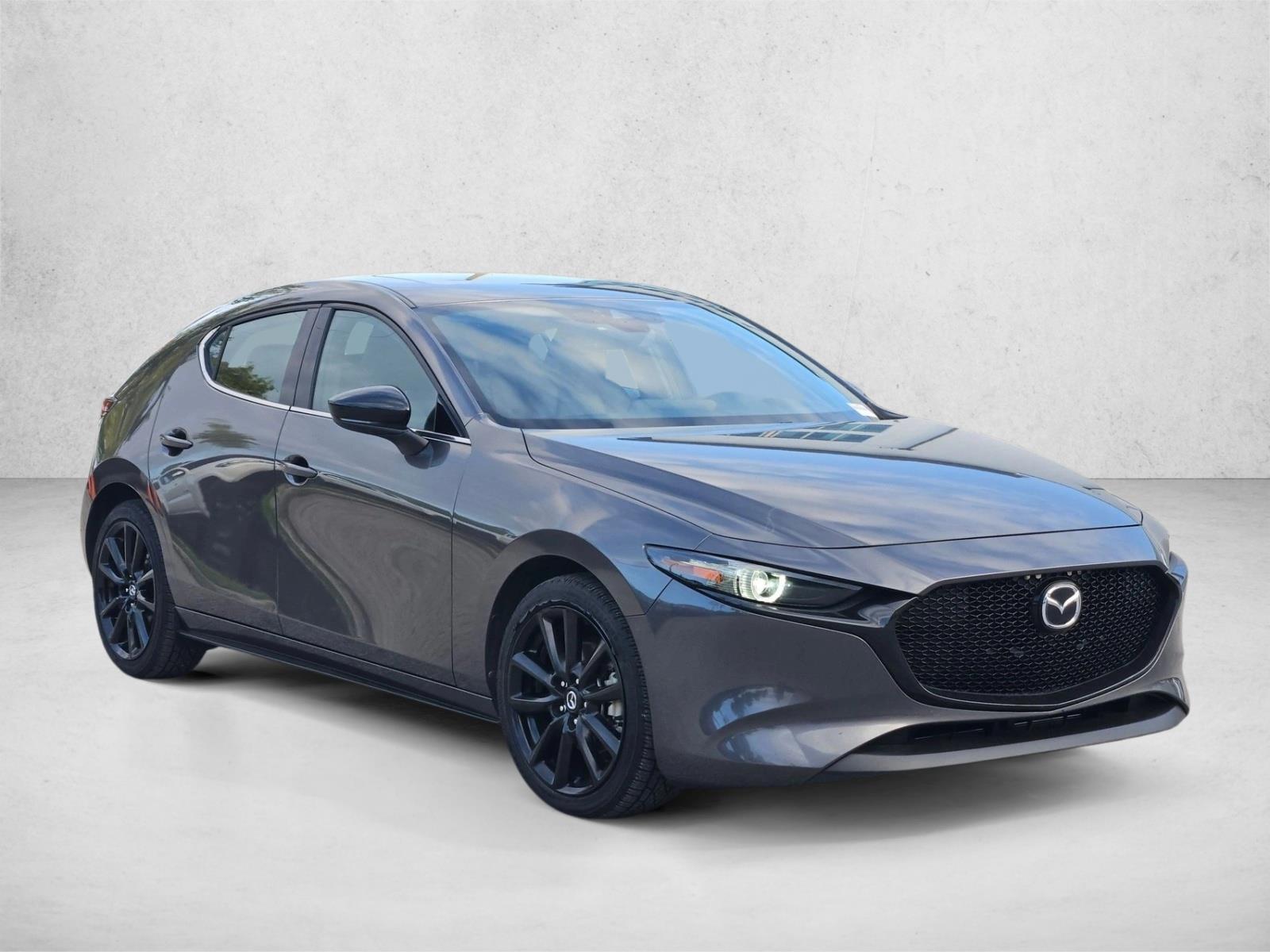 2022 Mazda Mazda3 2.5 Turbo Hatchback photo 3