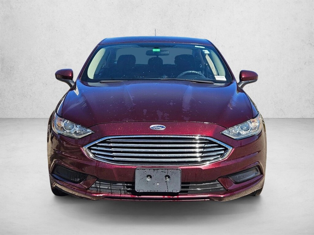 Used 2018 Ford Fusion SE Sedan