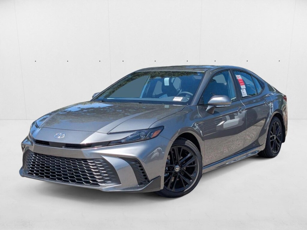Used 2025 Toyota Camry SE Sedan