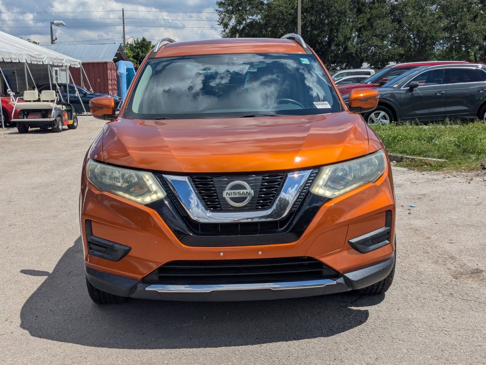 2017 Nissan Rogue S photo 2