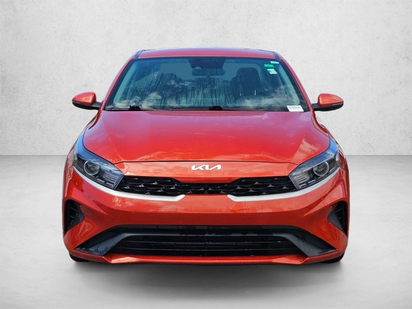 2023 Kia Forte LXS photo 2