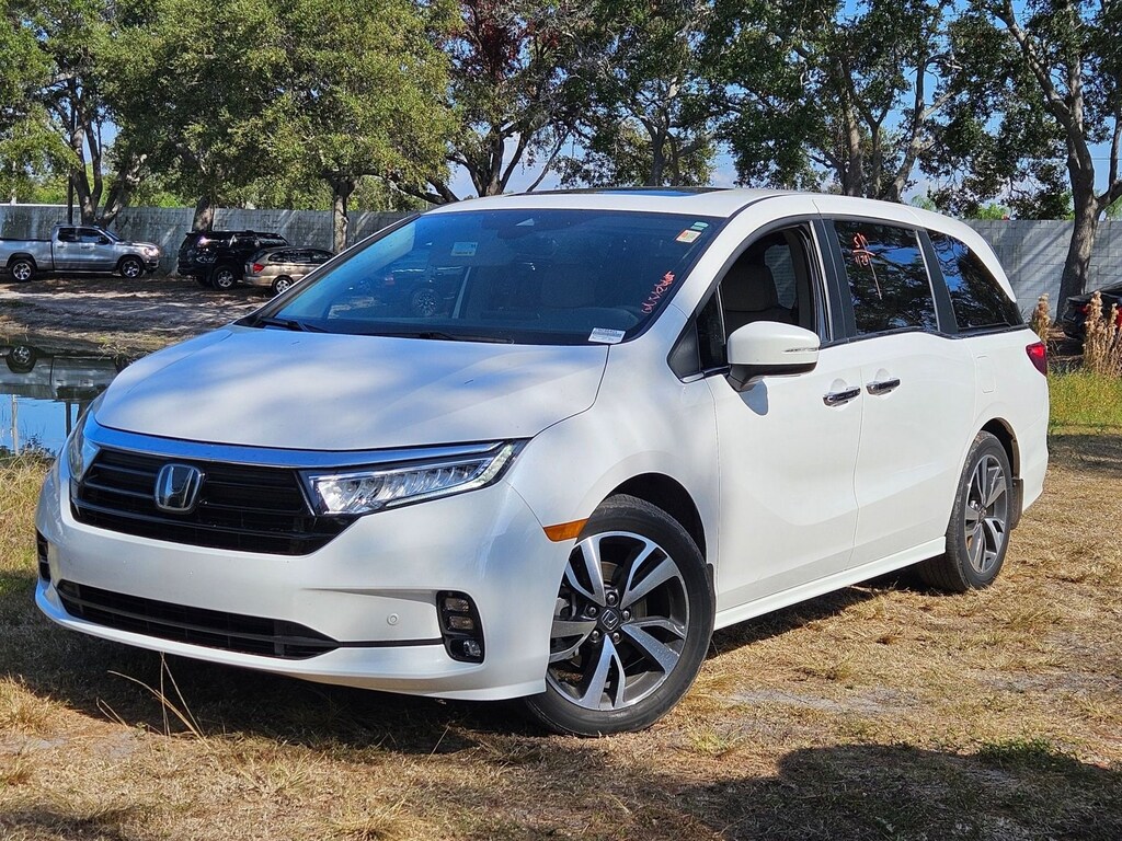 Used 2023 Honda Odyssey Touring Van