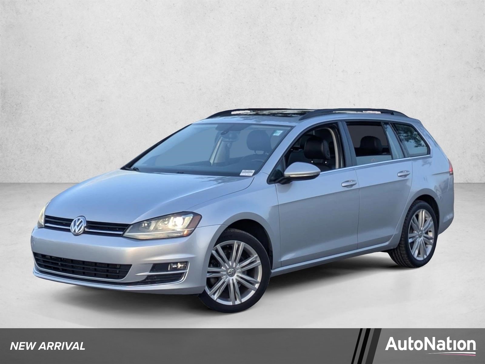 2015 Volkswagen Golf SportWagen TDI SE DSG's photo