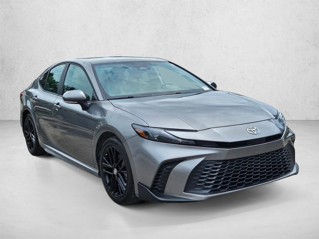 Used 2025 Toyota Camry SE Sedan