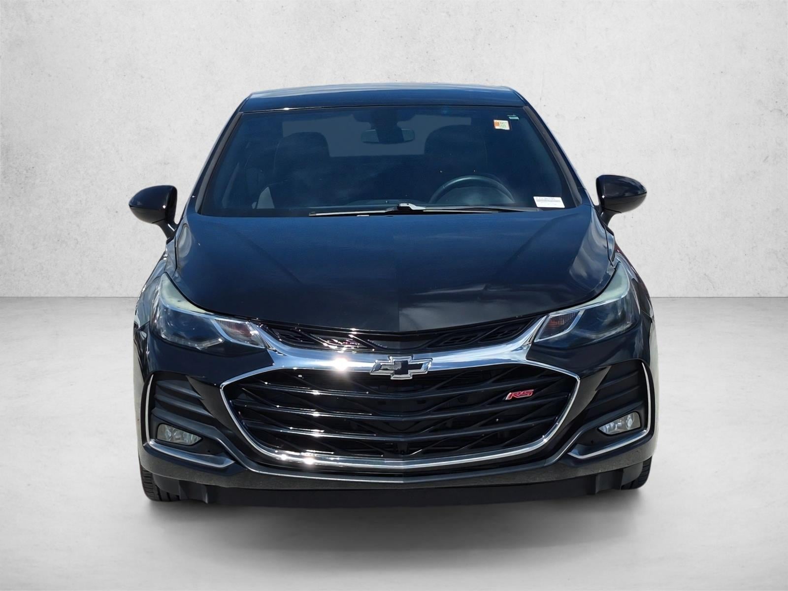 Used 2019 Chevrolet Cruze LT with VIN 1G1BE5SM9K7130756 for sale in Pinellas Park, FL
