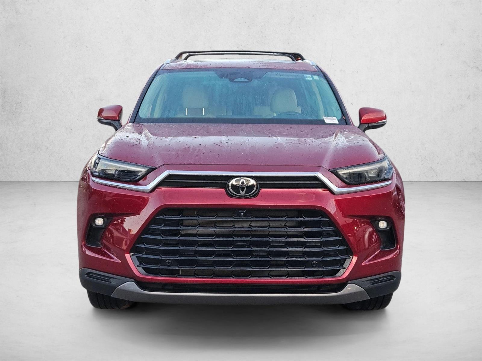 2024 Toyota Grand Highlander Platinum AWD photo 2