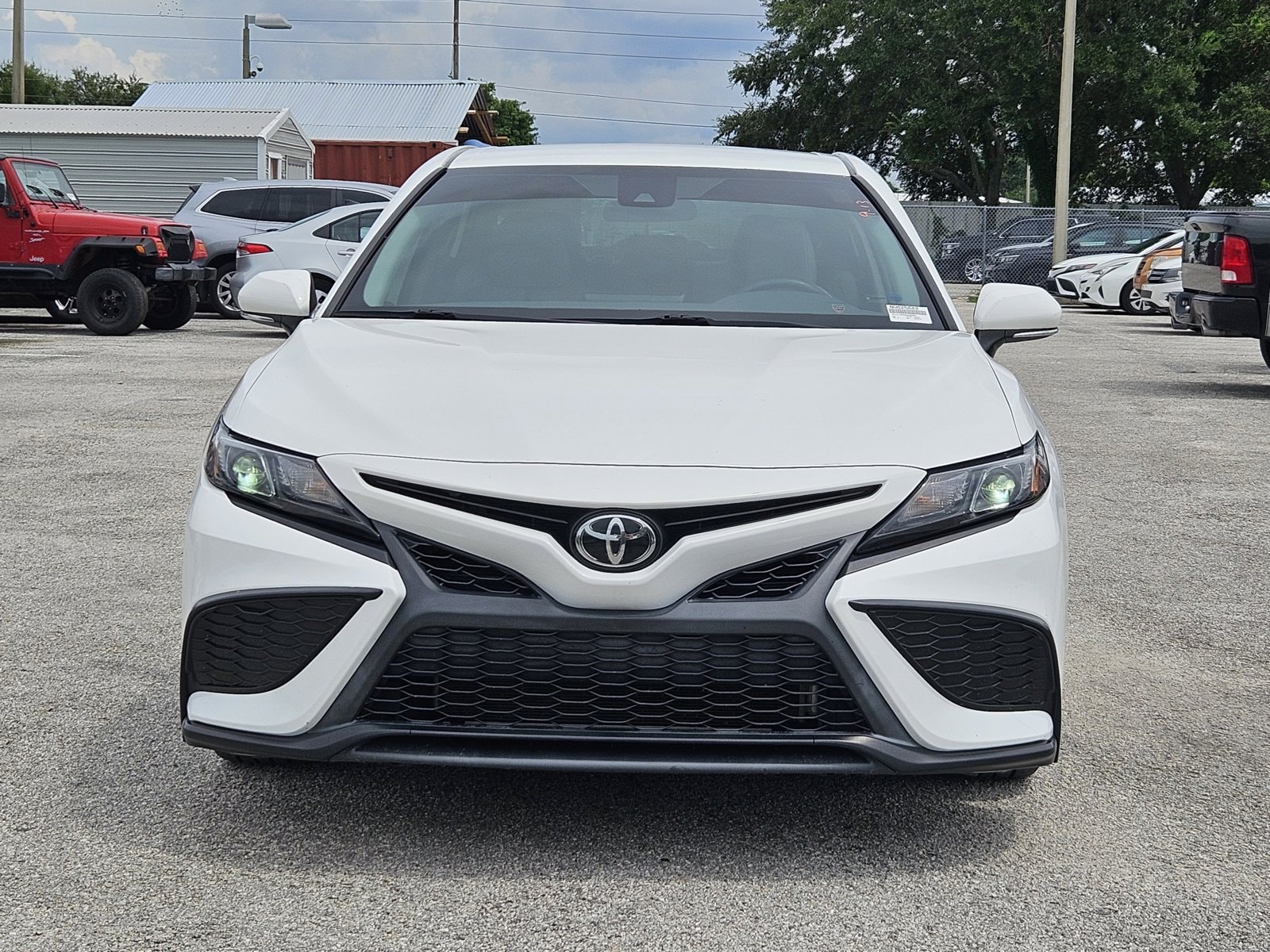 Certified 2022 Toyota Camry SE with VIN 4T1G11AK0NU625642 for sale in Pinellas Park, FL