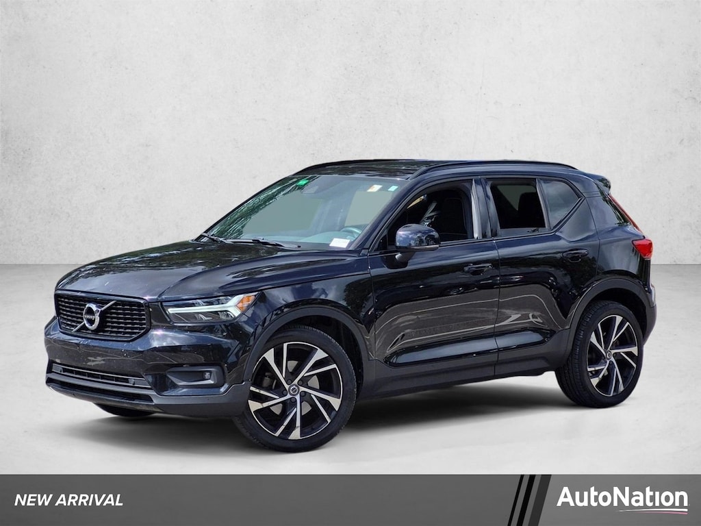 Used 2020 Volvo XC40 T5 R-Design SUV