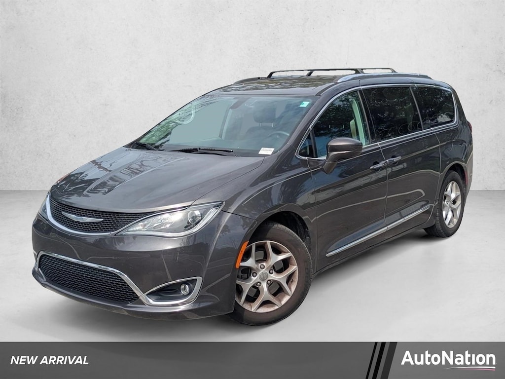 Used 2017 Chrysler Pacifica Touring-L Plus Van