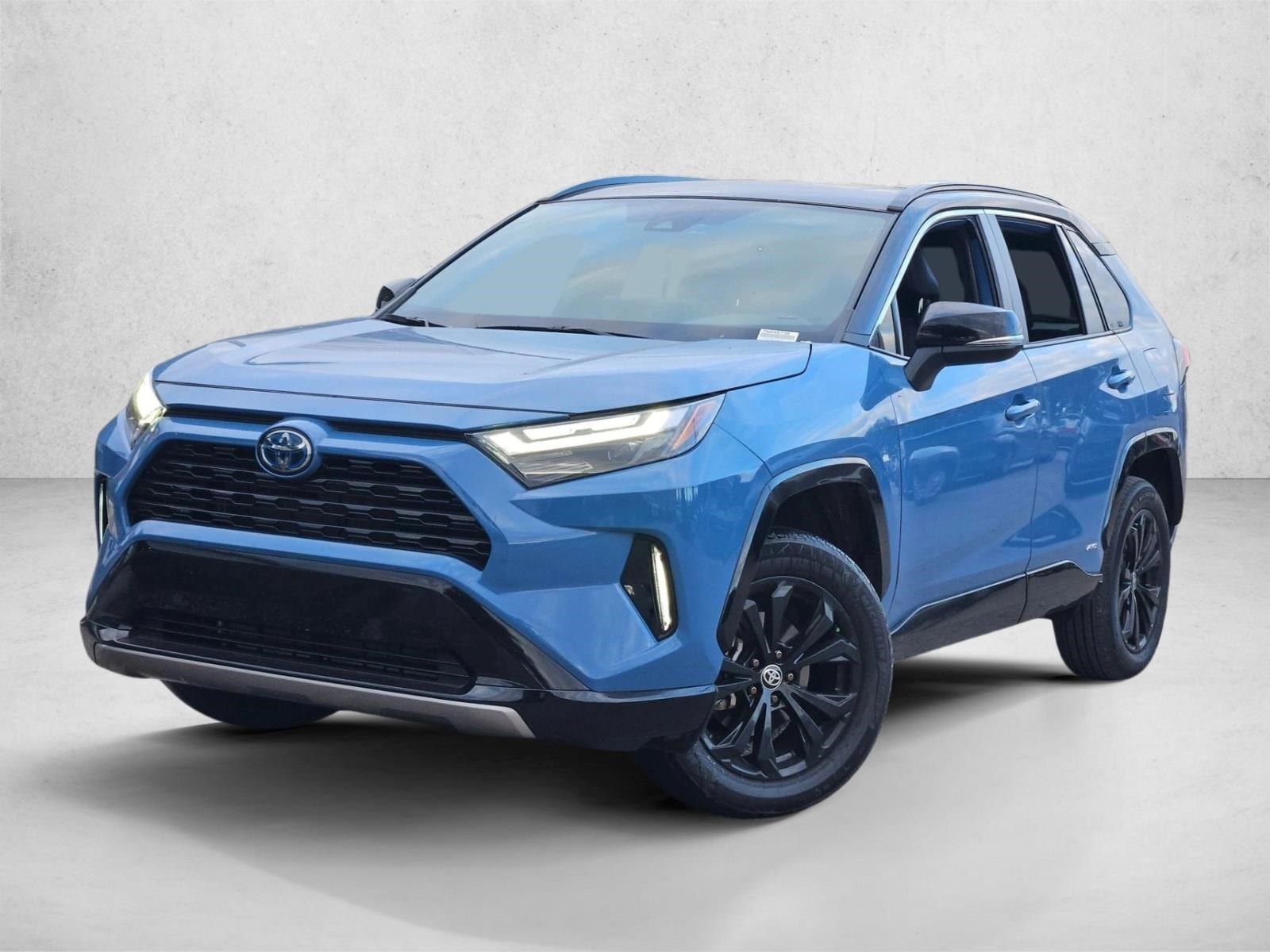 2023 Toyota RAV4 XSE's photo