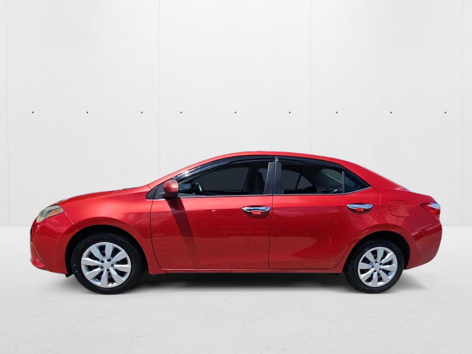 2014 Toyota Corolla LE photo 3