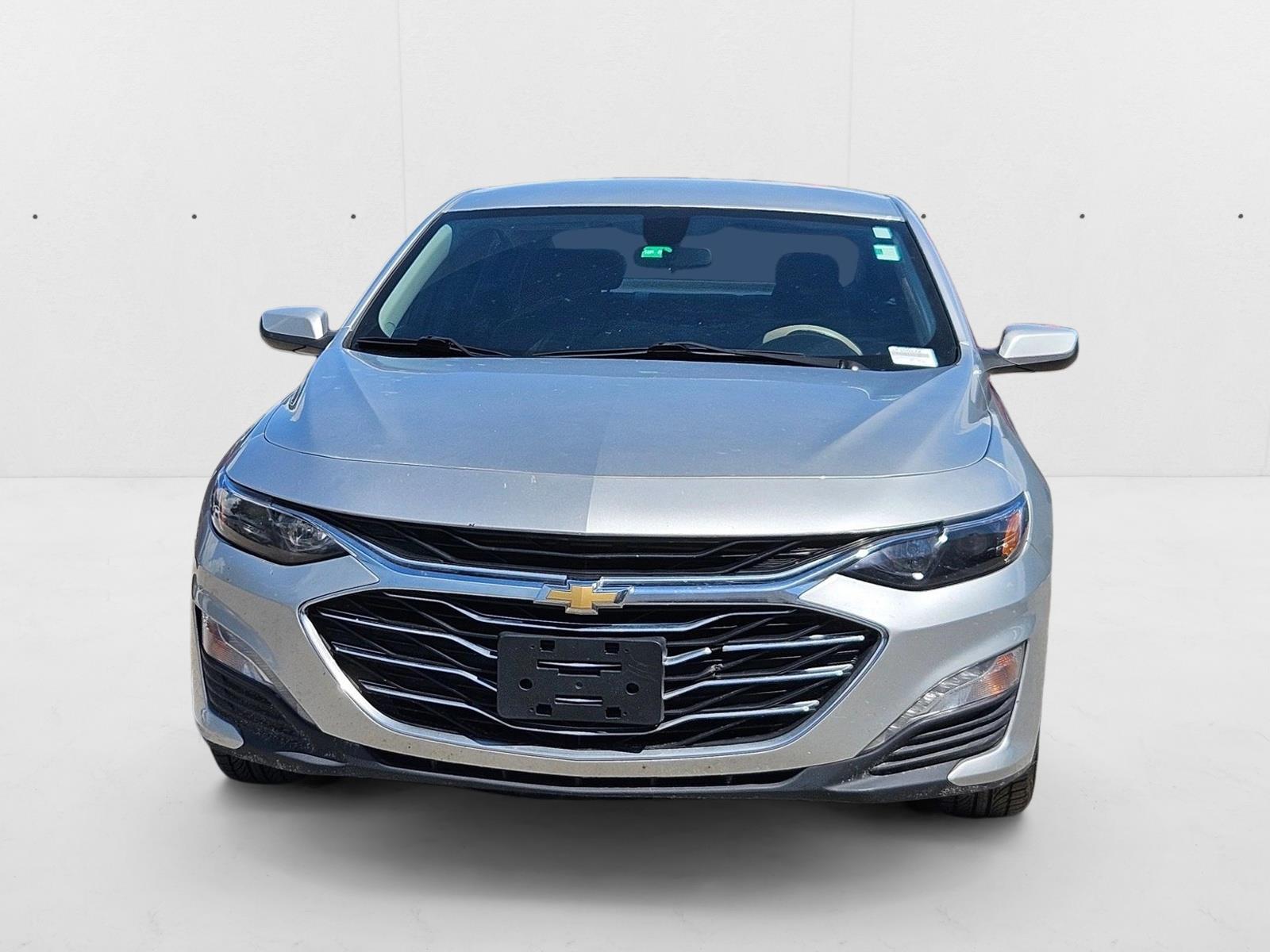 Used 2020 Chevrolet Malibu 1LT with VIN 1G1ZD5ST8LF105122 for sale in Pinellas Park, FL