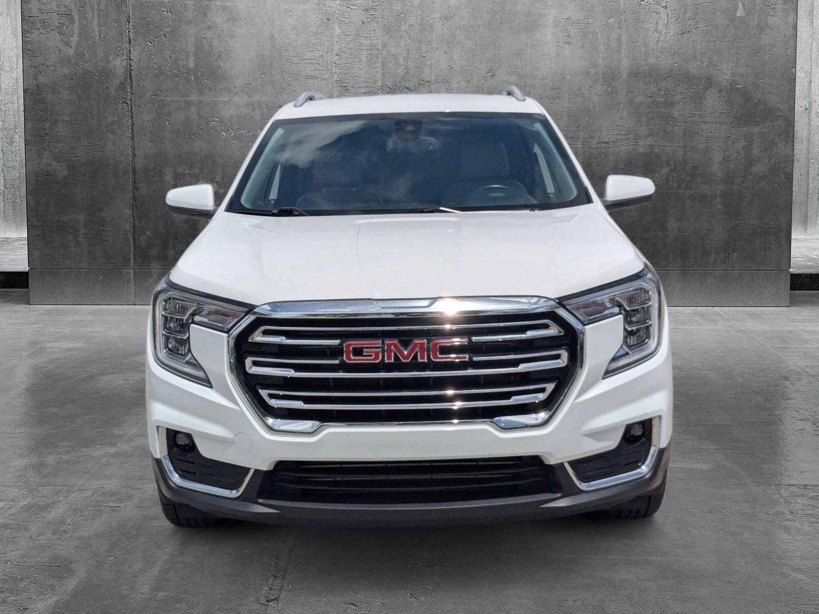 2023 Gmc Terrain SLT photo 2