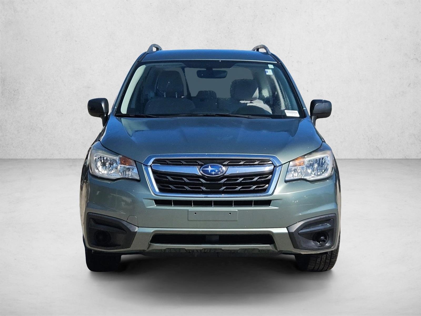2018 Subaru Forester 2.5i photo 2