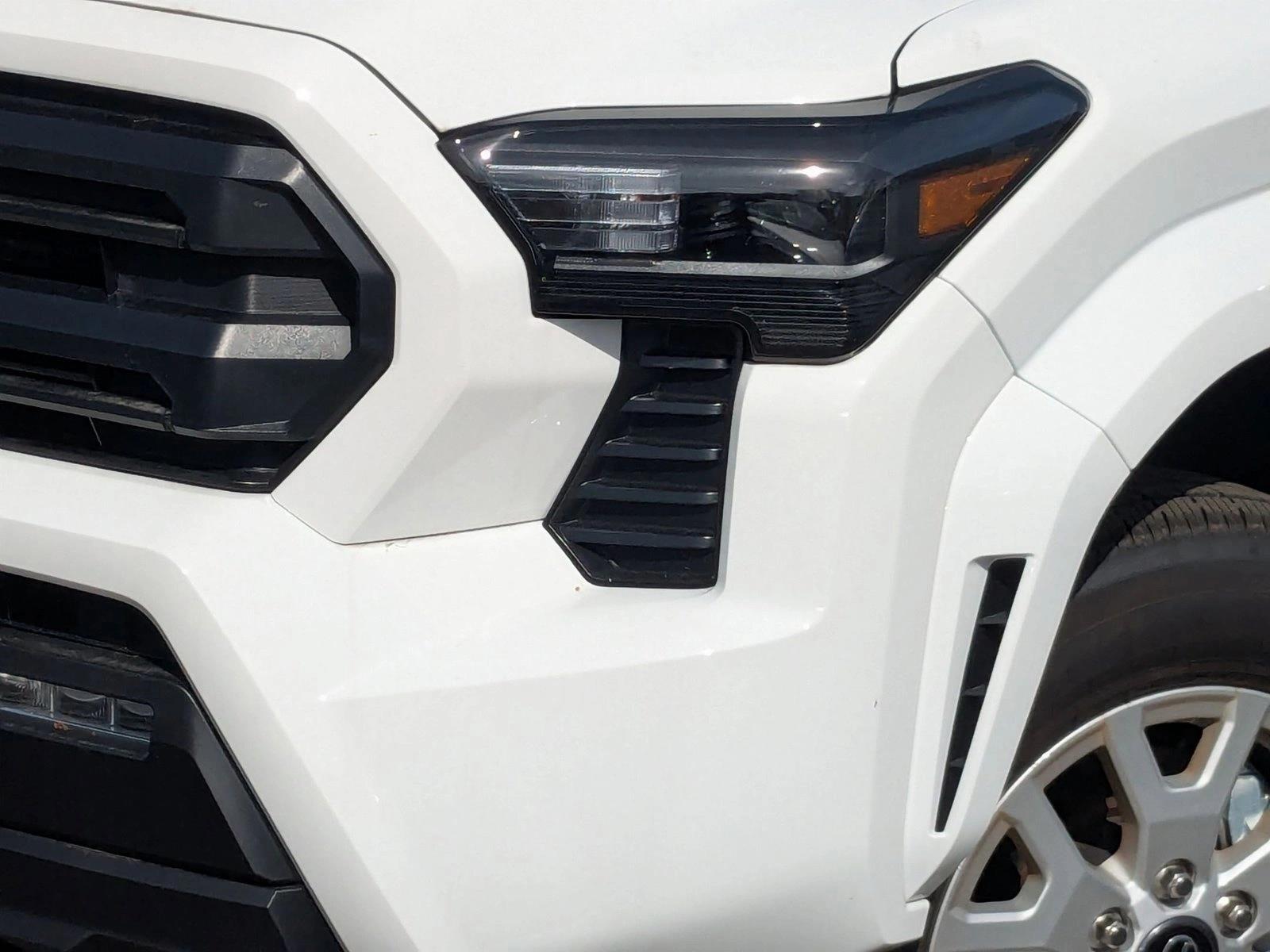 2024 Toyota Tacoma SR5 Double Cab photo 2