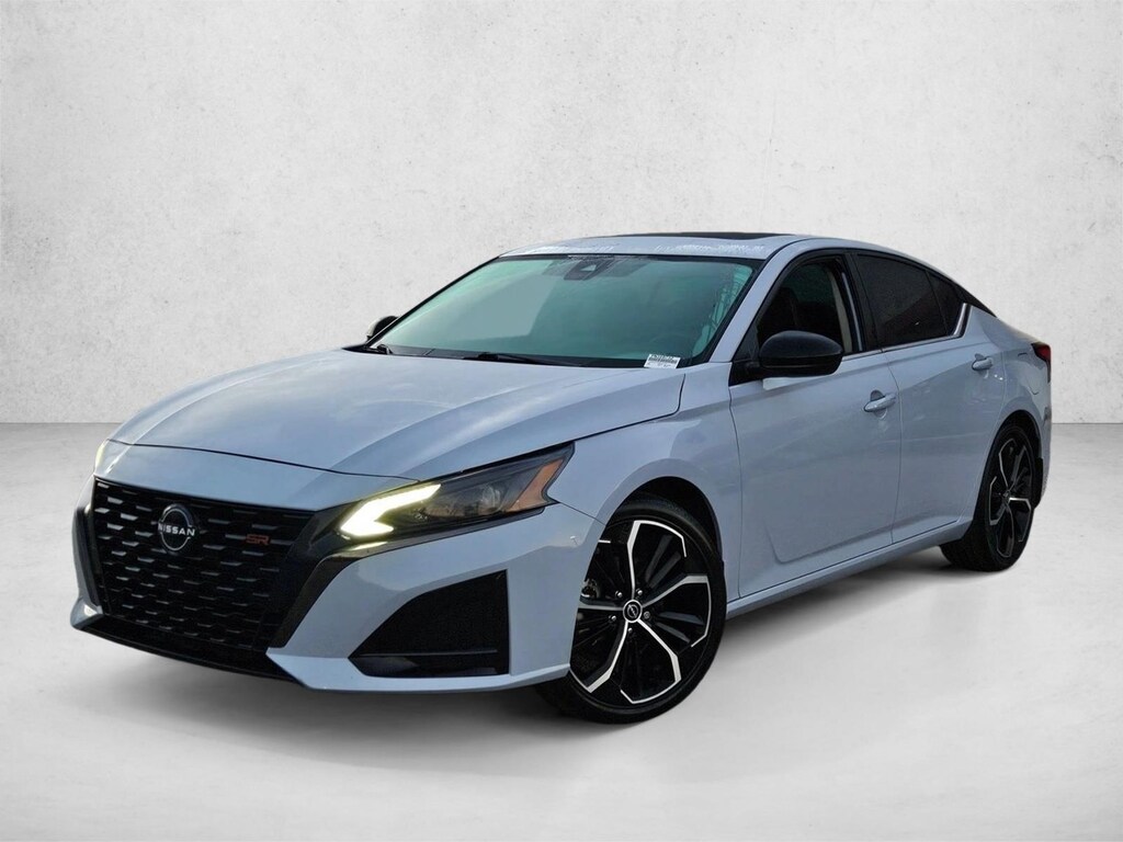 Used 2023 Nissan Altima 2.5 SR Sedan