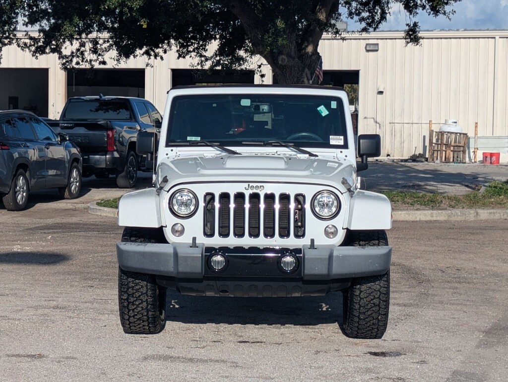 Used 2018 Jeep Wrangler JK Unlimited Sahara 4x4 SUV