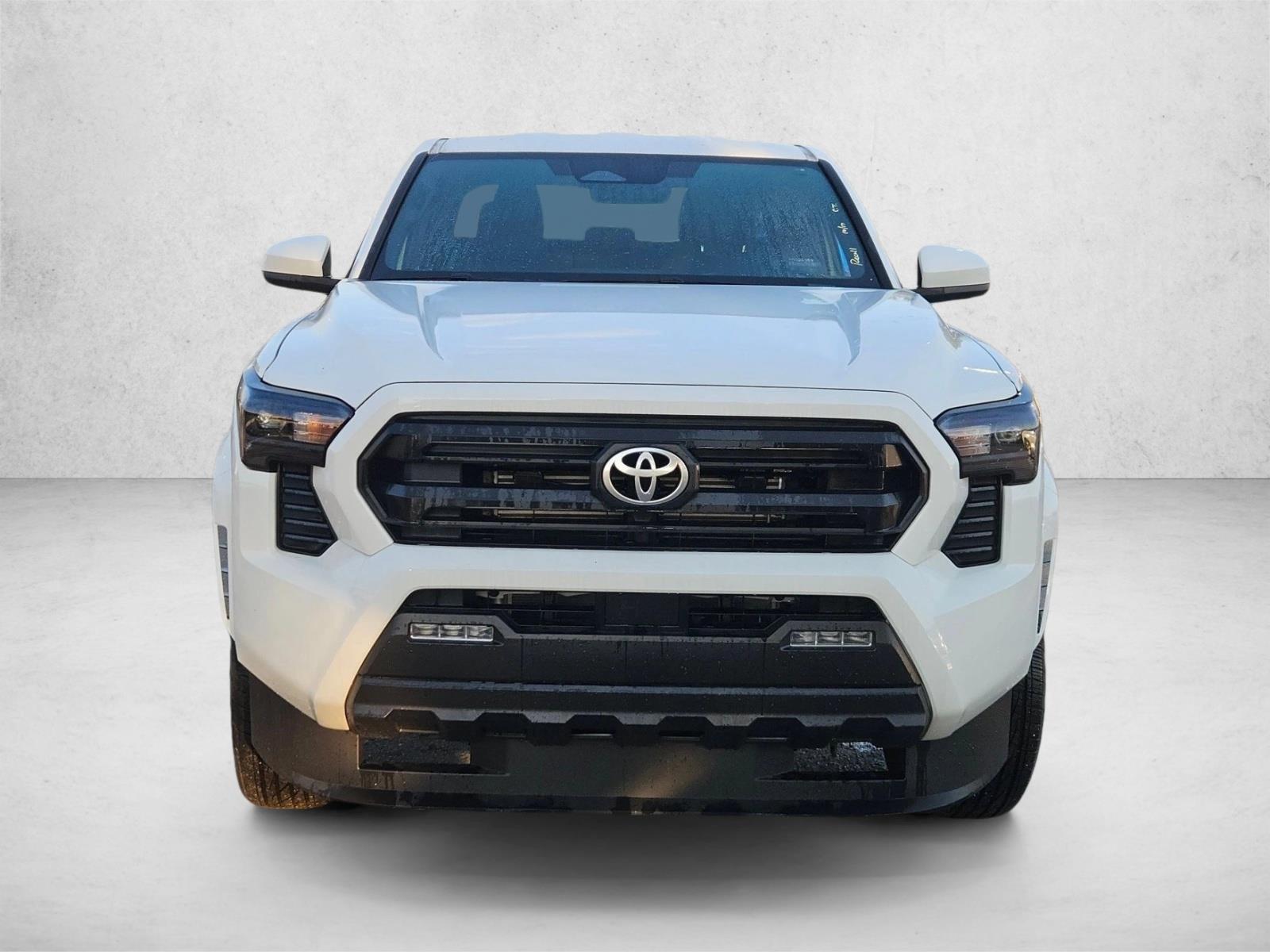 2024 Toyota Tacoma SR5 Double Cab photo 2