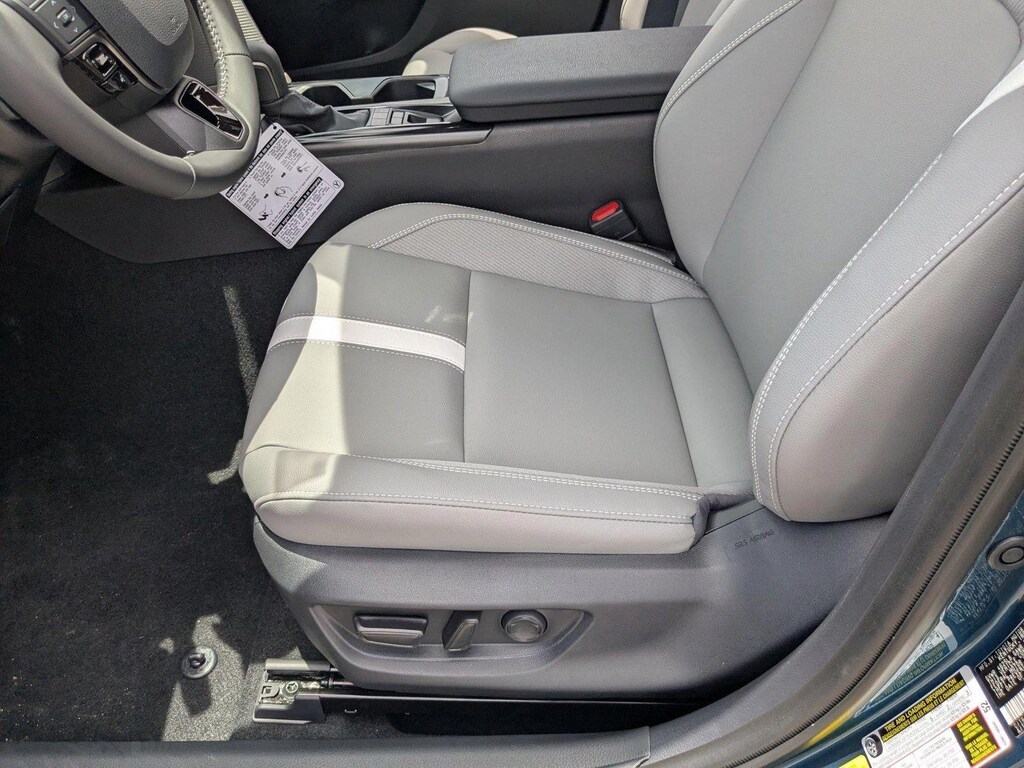 Certified 2025 Toyota Camry SE Sedan