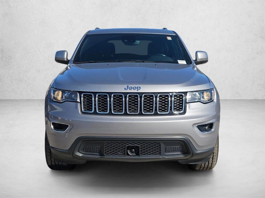 Used 2021 Jeep Grand Cherokee Laredo SUV