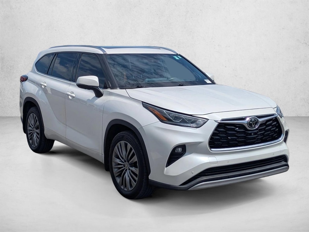 Used 2021 Toyota Highlander Platinum SUV