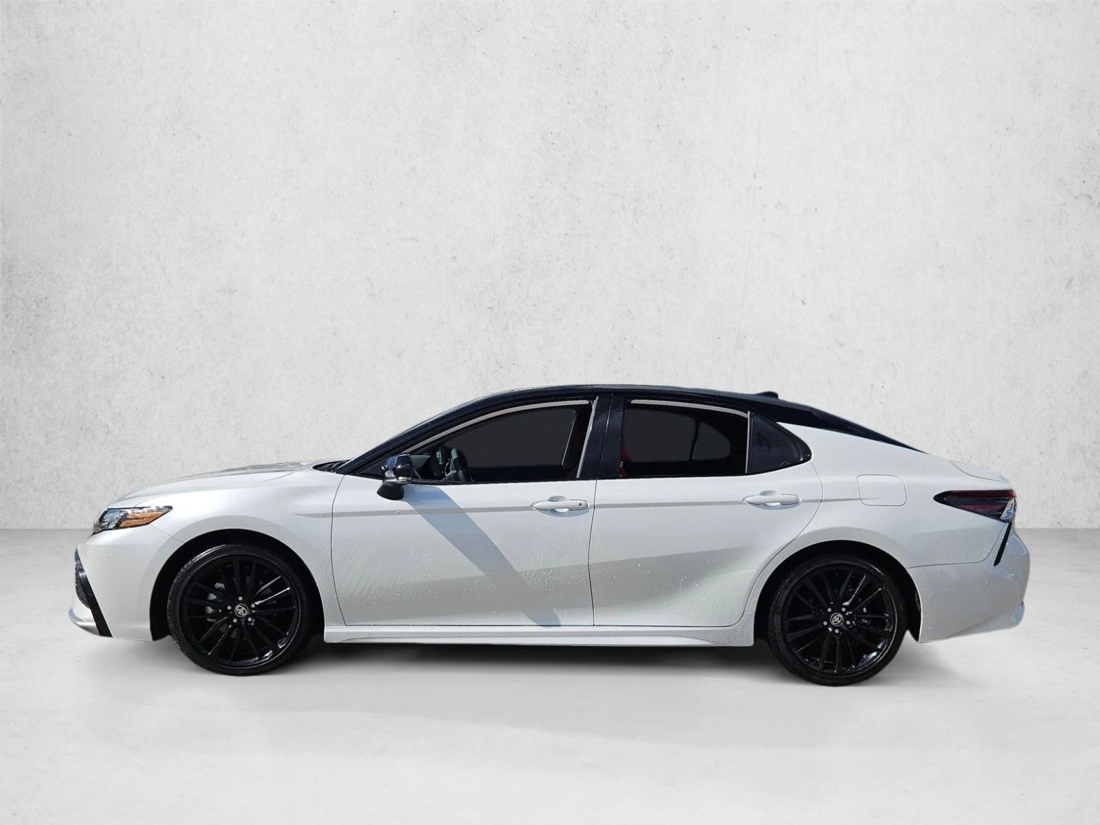 2023 Toyota Camry XSE photo 3