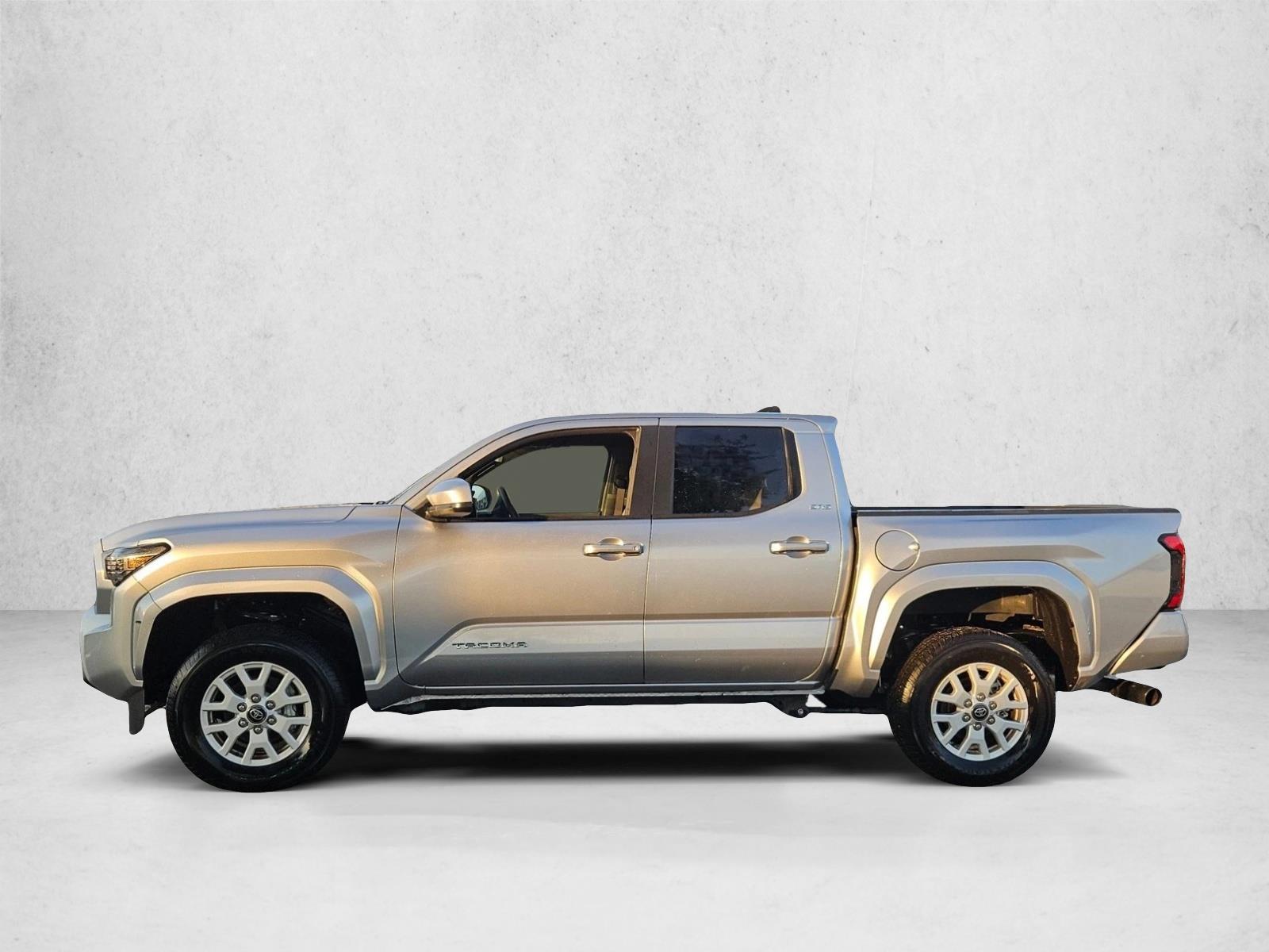 2024 Toyota Tacoma SR5 Double Cab photo 3