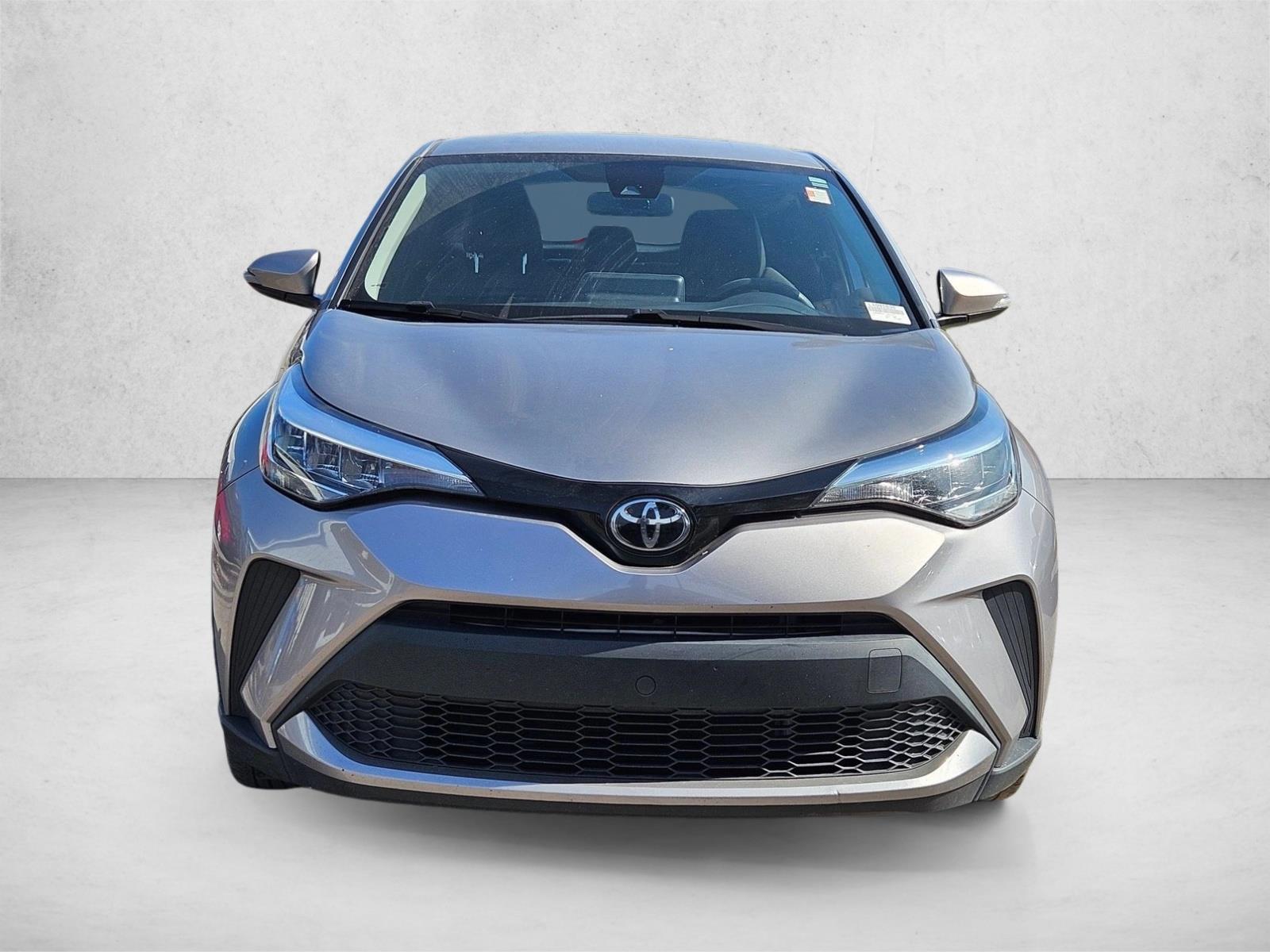 2020 Toyota C-HR LE photo 2